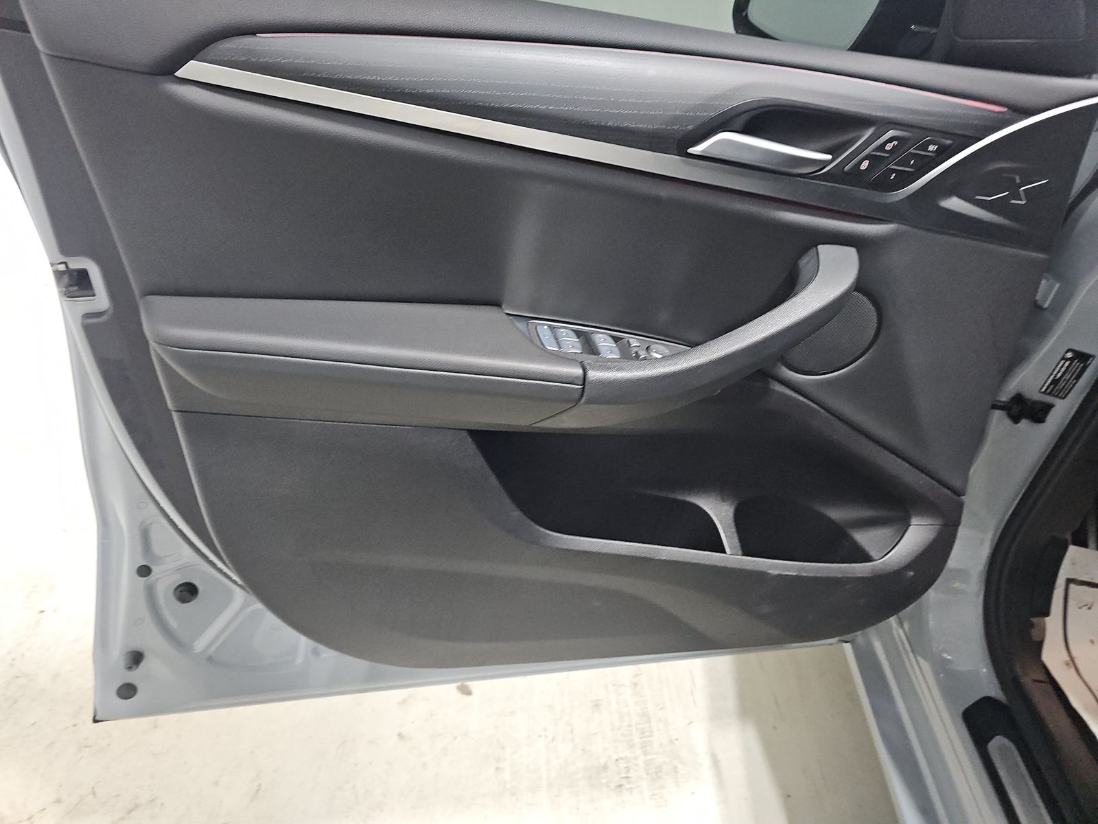 2023 BMW X3 sDrive30i RWD