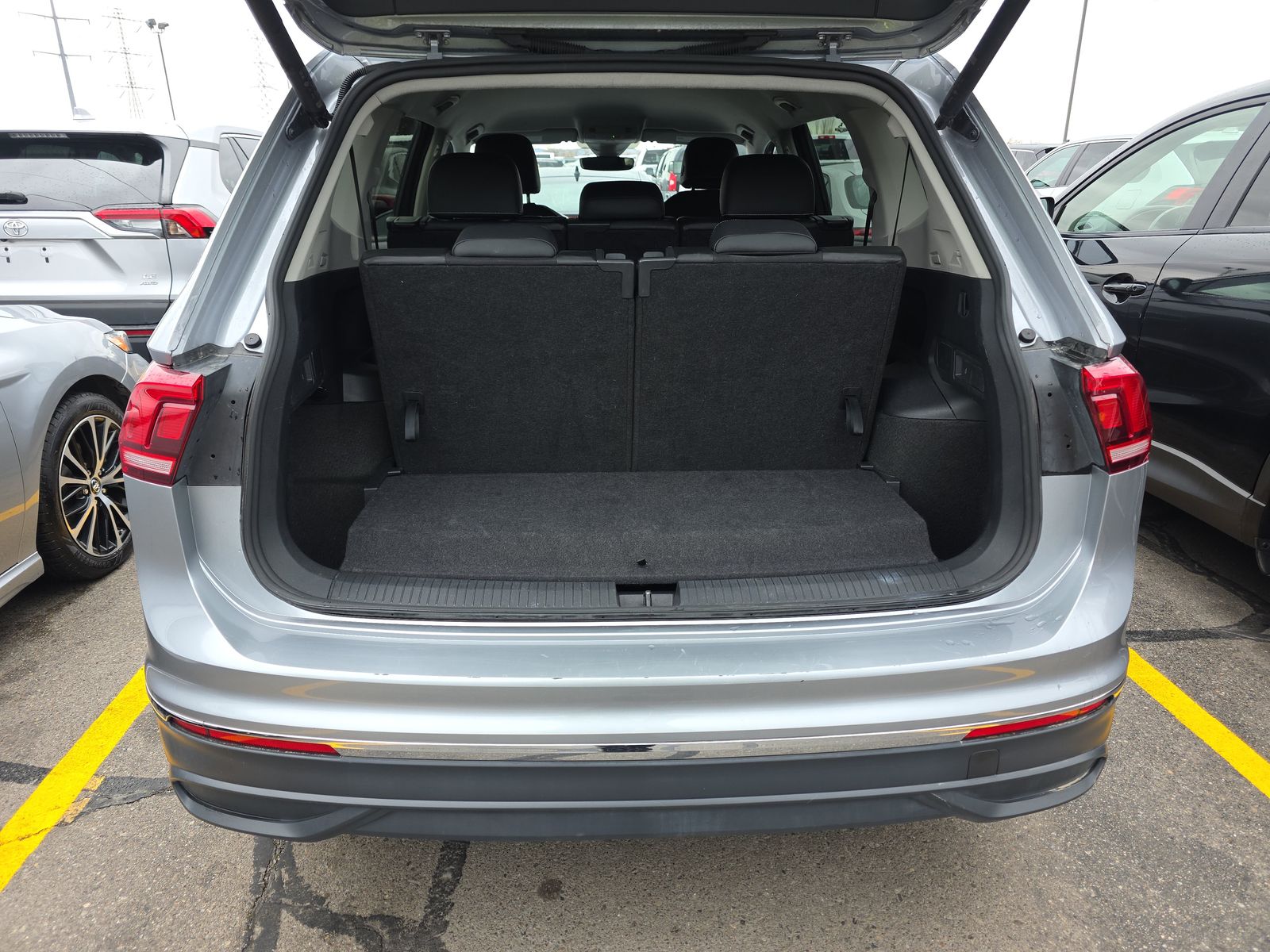 2024 Volkswagen Tiguan 2.0T Wolfsburg Edition FWD