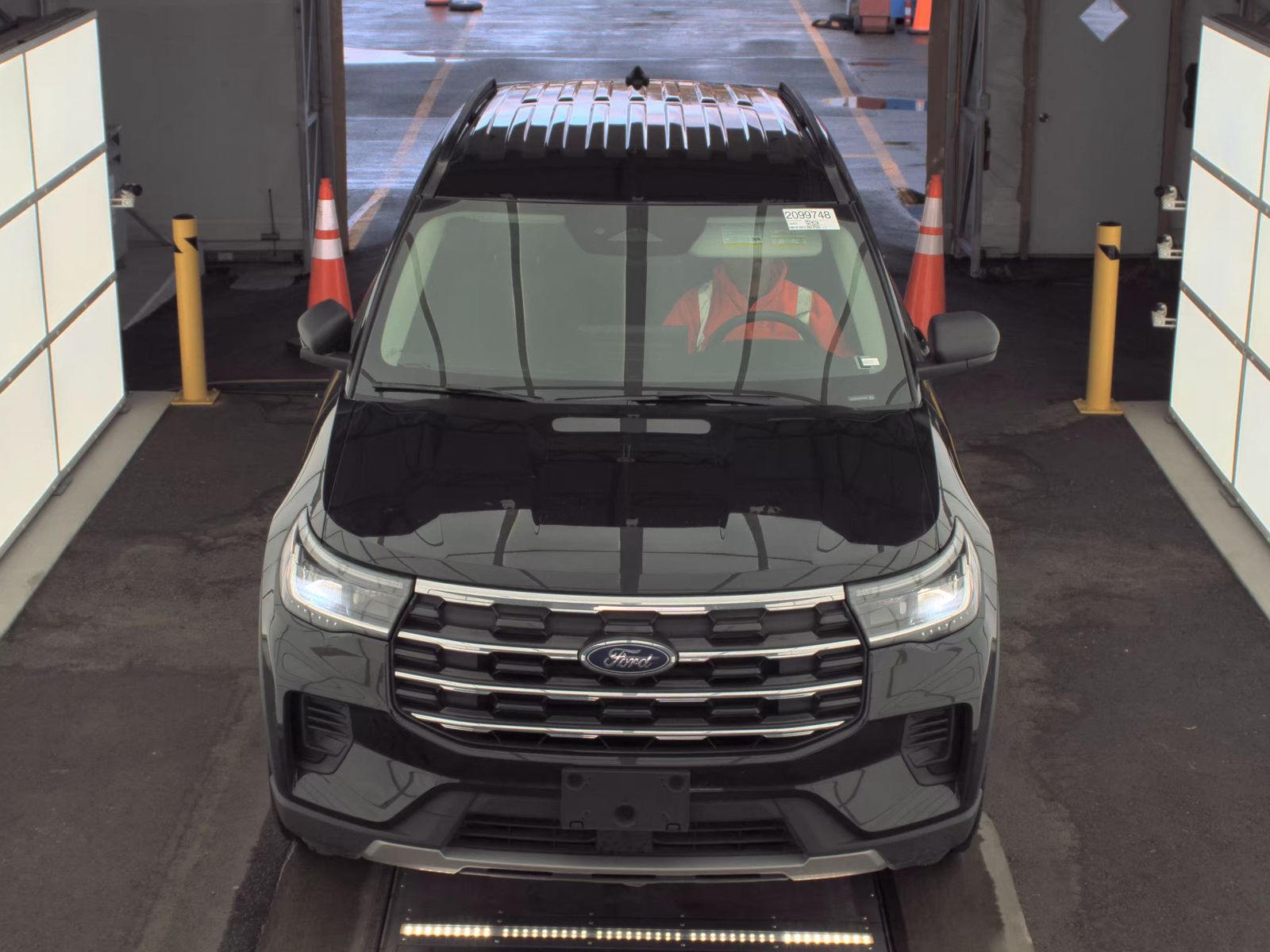 2025 Ford Explorer Active AWD
