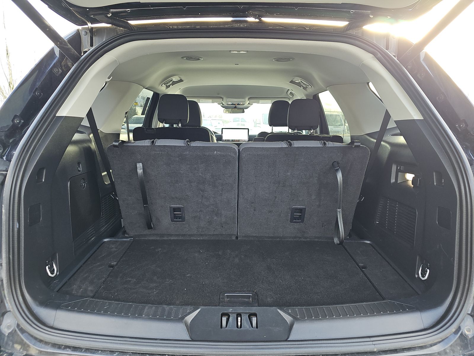 2025 Ford Explorer Active AWD