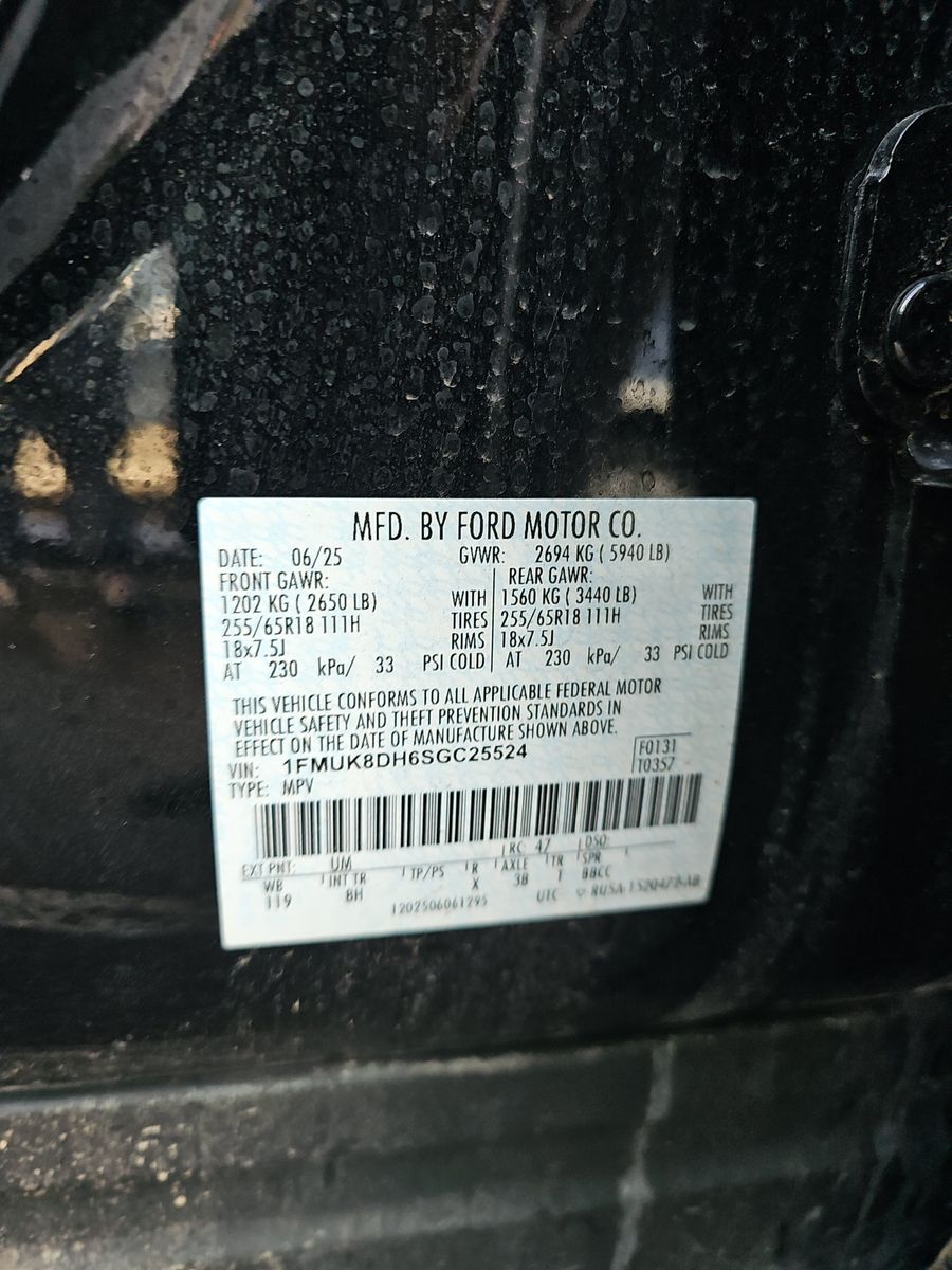 2025 Ford Explorer Active AWD