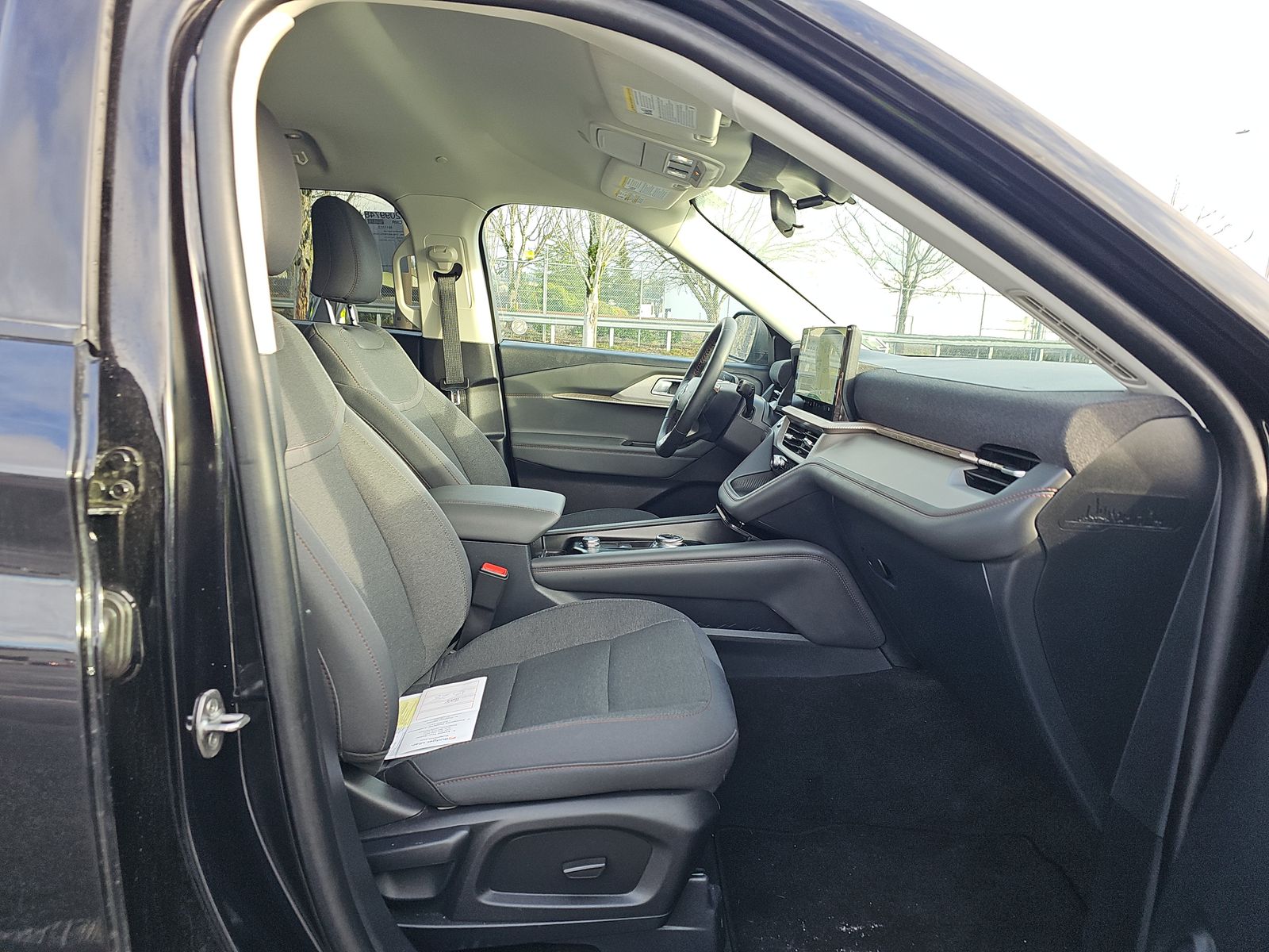 2025 Ford Explorer Active AWD