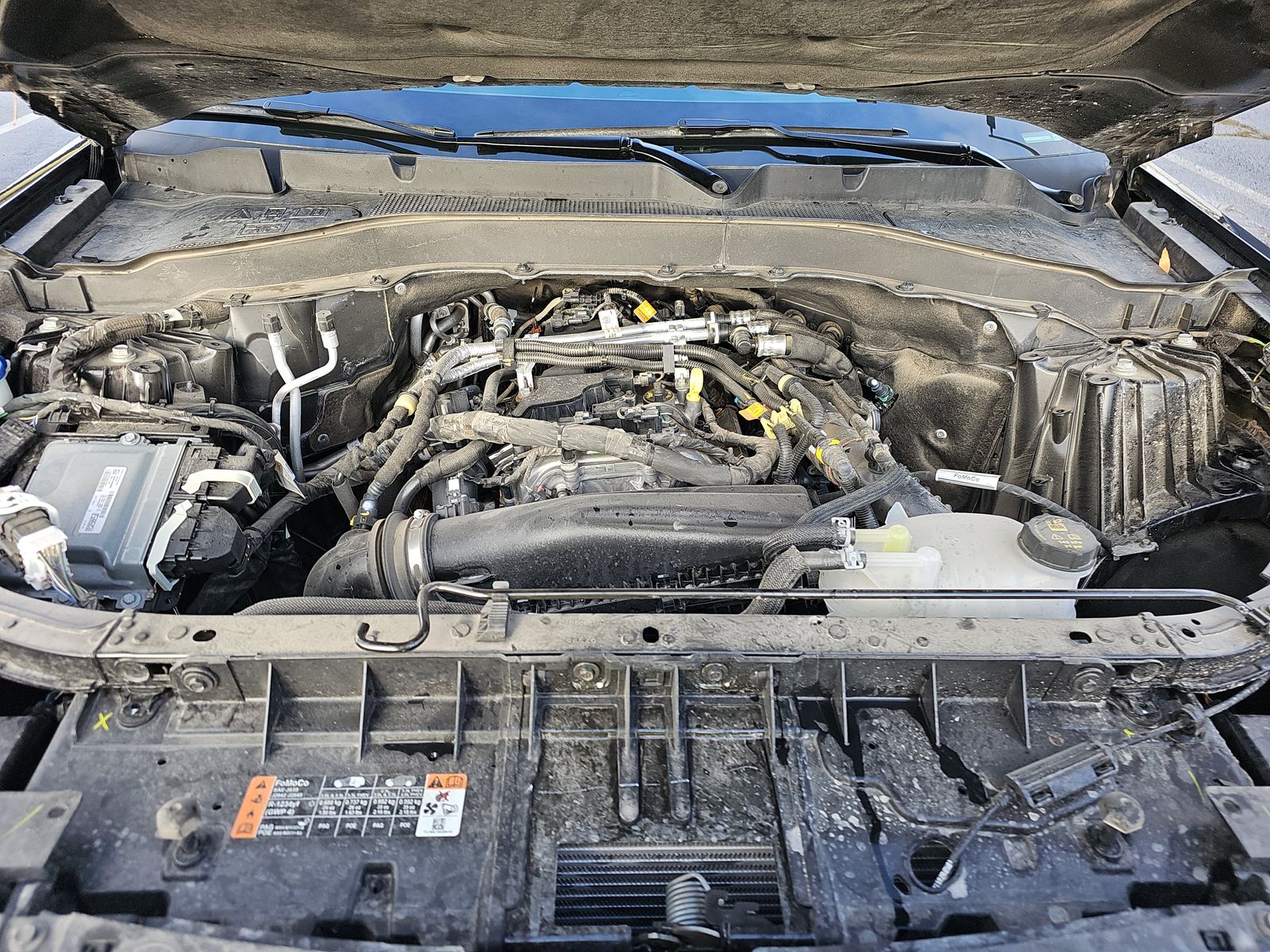 2025 Ford Explorer Active AWD