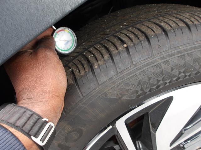 2025 Volkswagen Atlas 2.0T SE FWD