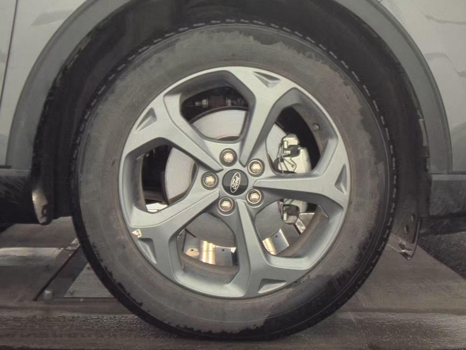 2025 Ford Escape ST-Line FWD