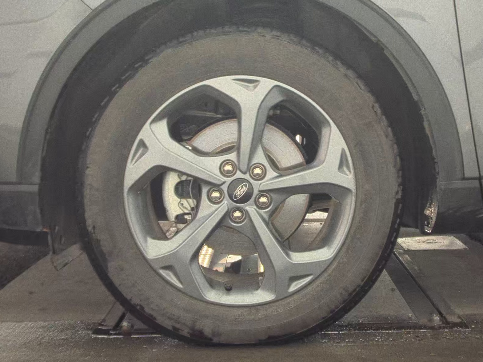 2025 Ford Escape ST-Line FWD