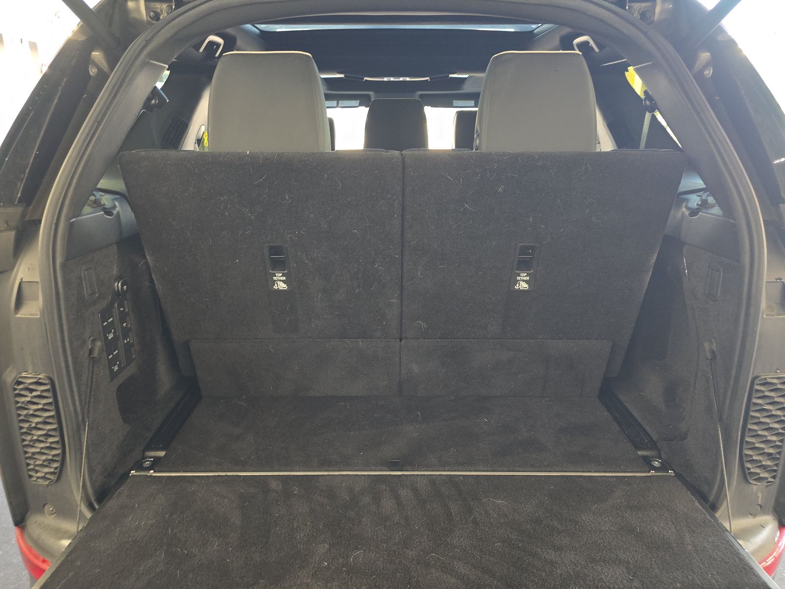 2020 Land Rover Discovery HSE Luxury AWD