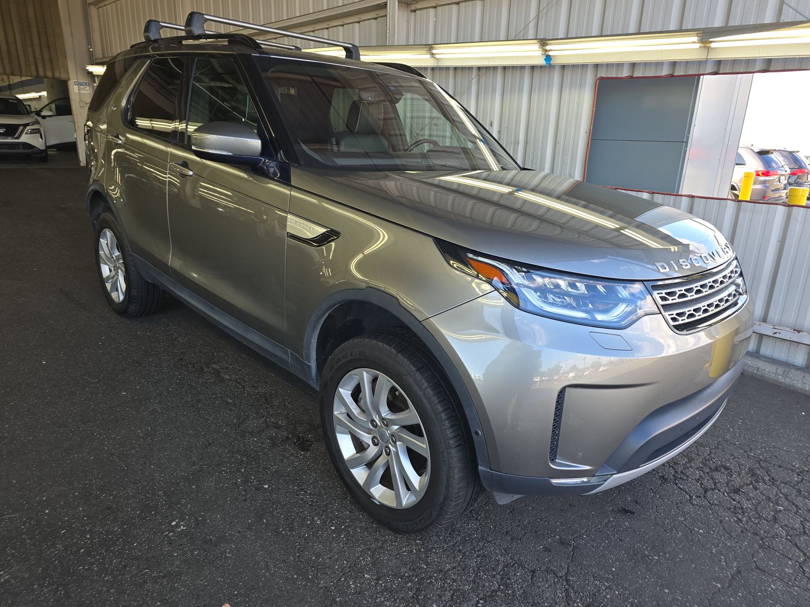 2020 Land Rover Discovery HSE Luxury AWD