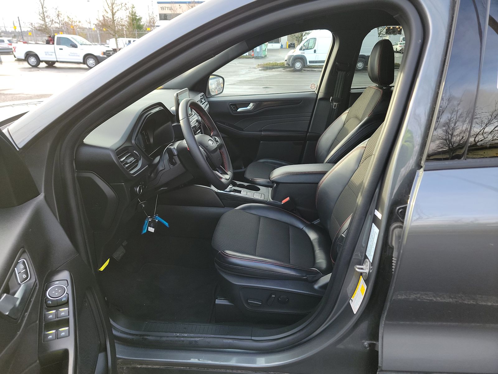 2025 Ford Escape ST-Line FWD