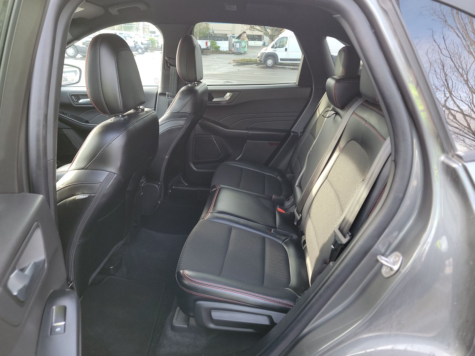 2025 Ford Escape ST-Line FWD