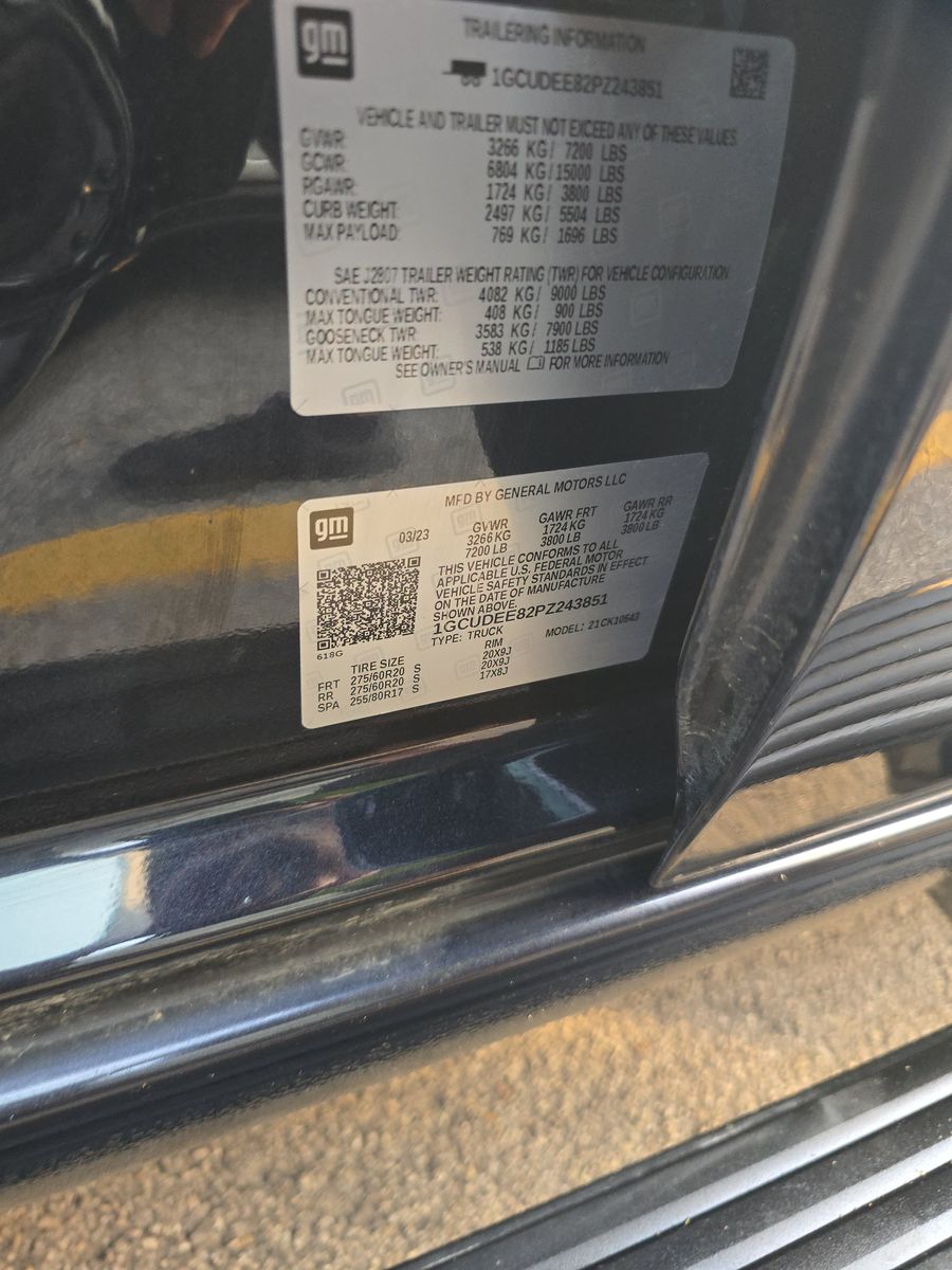 2023 Chevrolet Silverado 1500 RST AWD