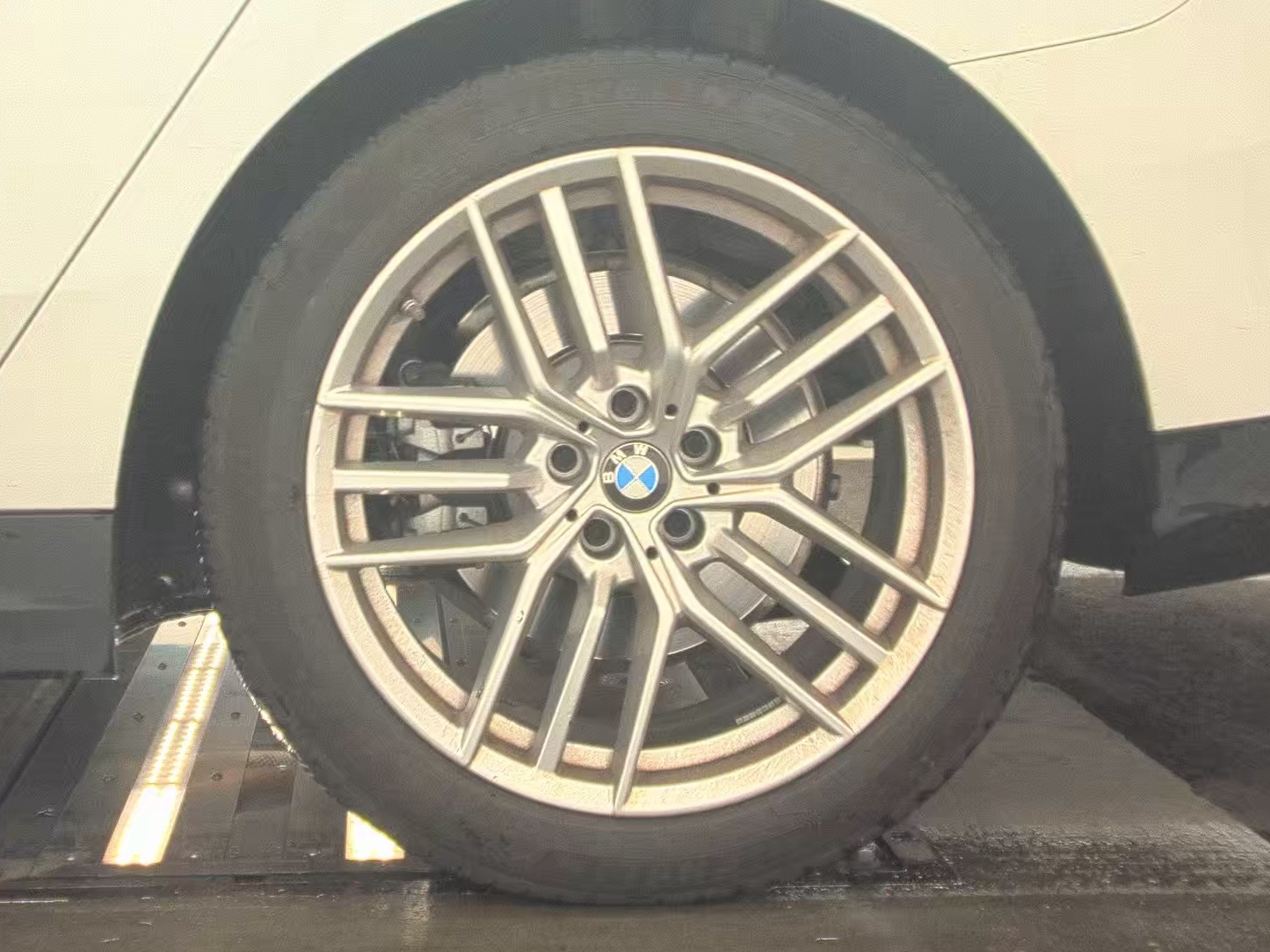 2025 BMW 5 Series 530i xDrive AWD