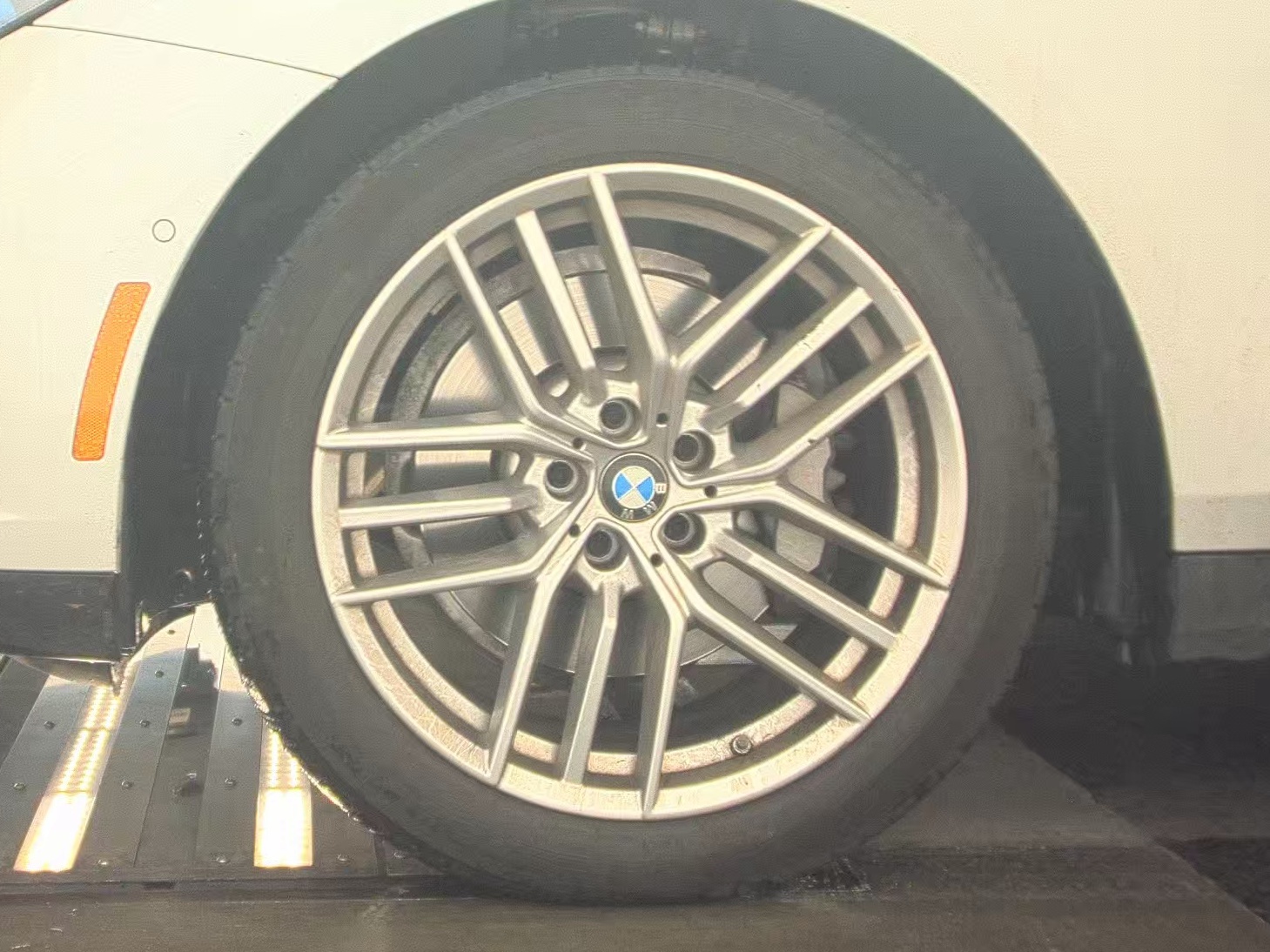 2025 BMW 5 Series 530i xDrive AWD