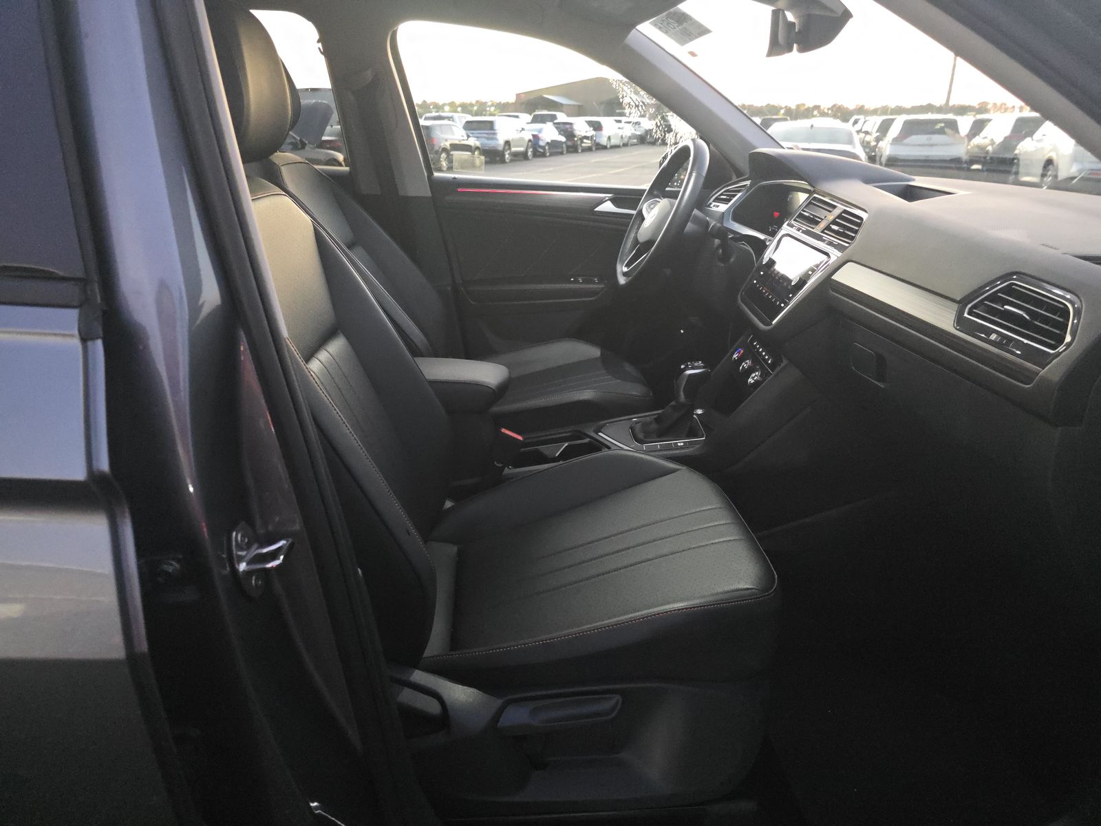 2024 Volkswagen Tiguan 2.0T Wolfsburg Edition FWD