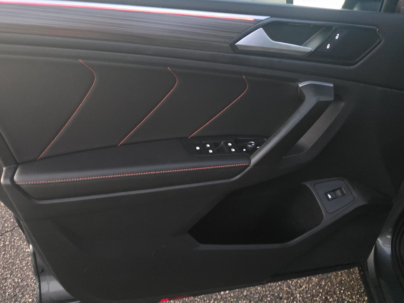 2024 Volkswagen Tiguan 2.0T Wolfsburg Edition FWD