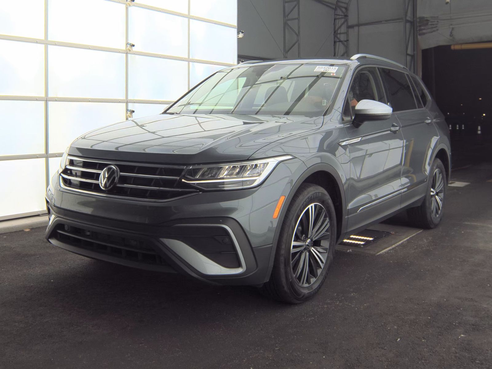 2024 Volkswagen Tiguan 2.0T Wolfsburg Edition FWD