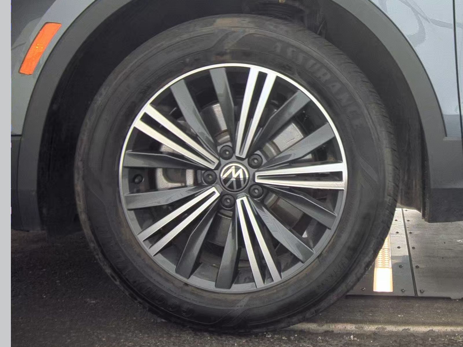 2024 Volkswagen Tiguan 2.0T Wolfsburg Edition FWD