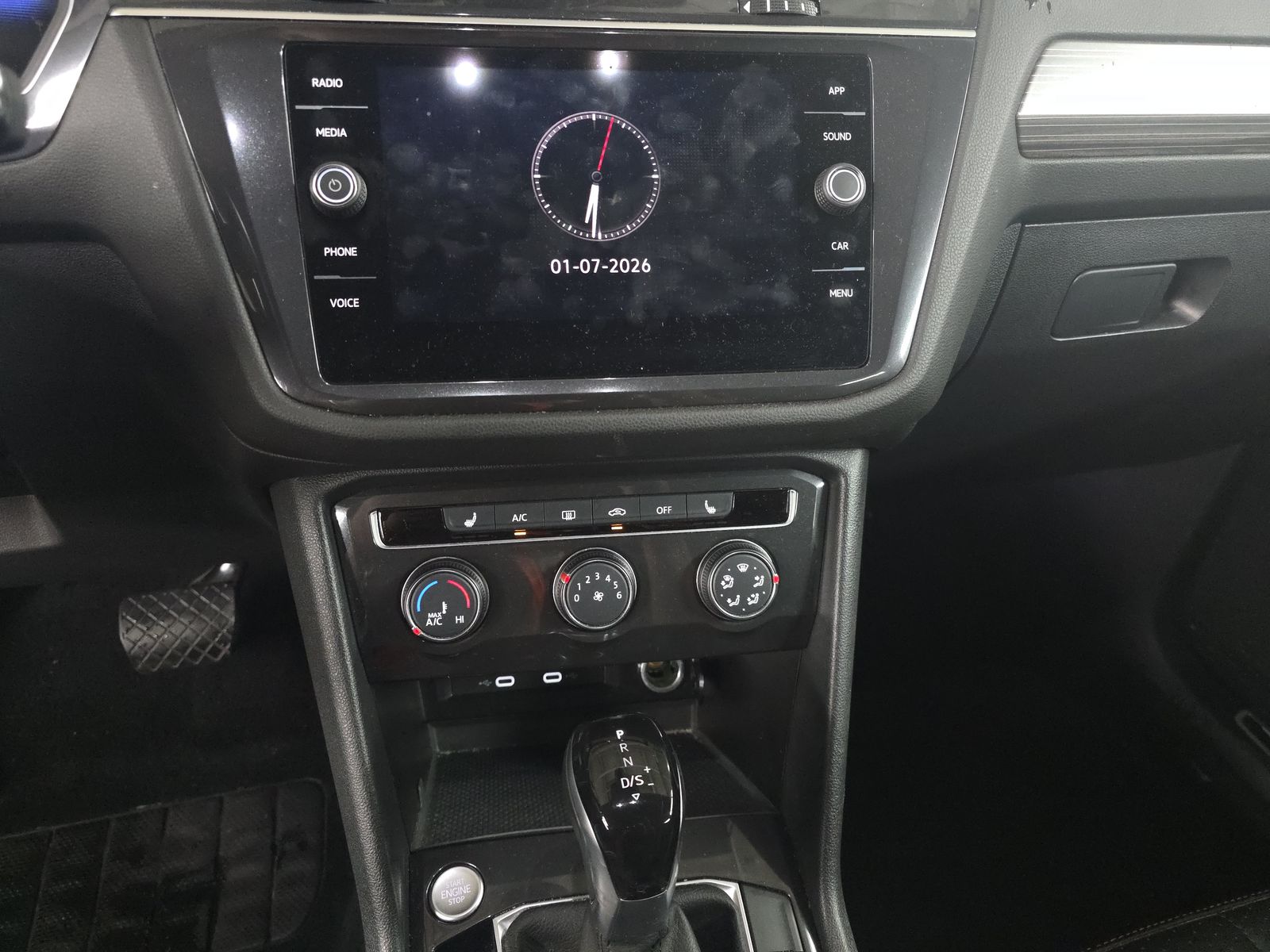 2024 Volkswagen Tiguan 2.0T Wolfsburg Edition FWD