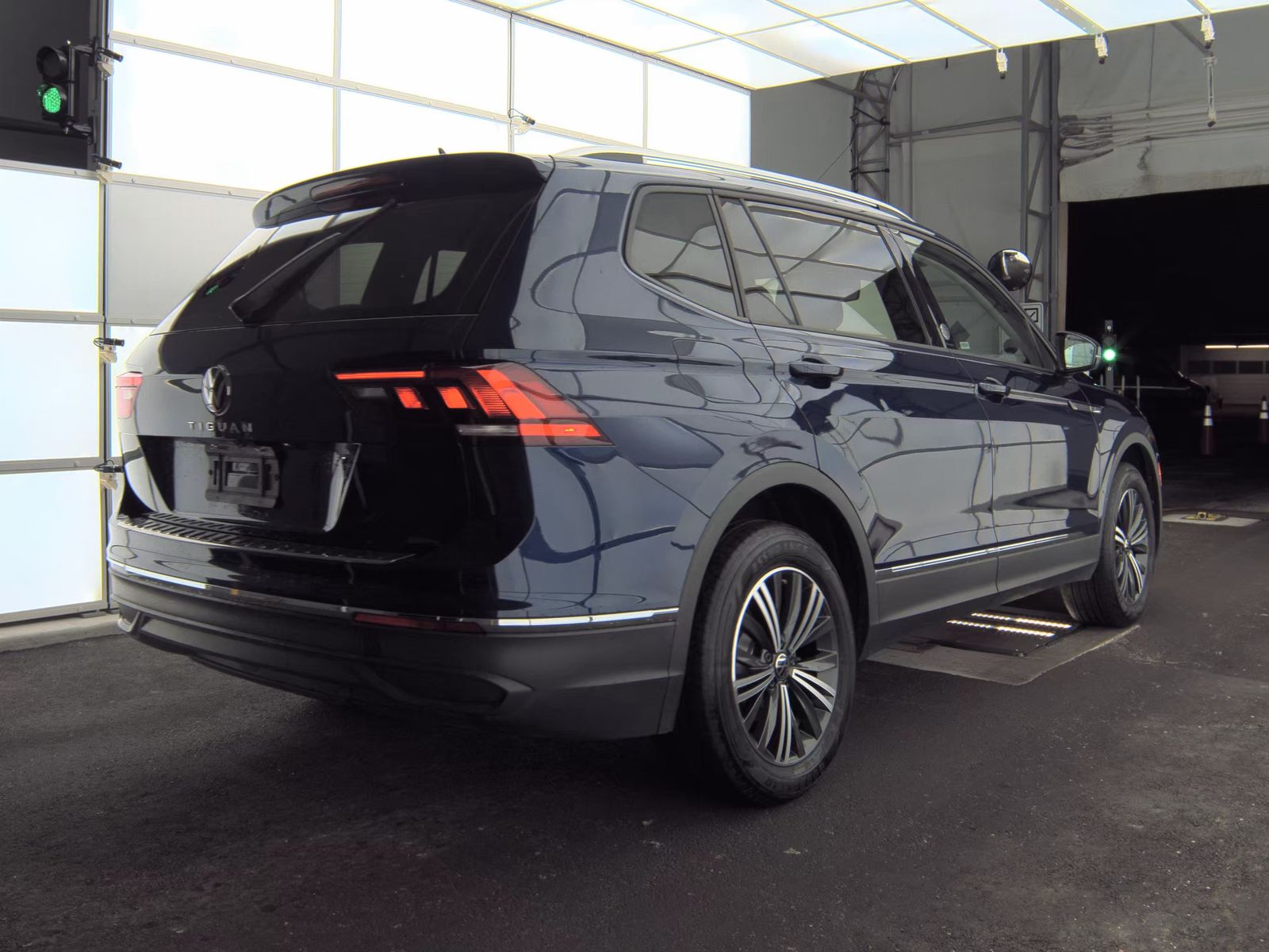 2024 Volkswagen Tiguan 2.0T Wolfsburg Edition FWD