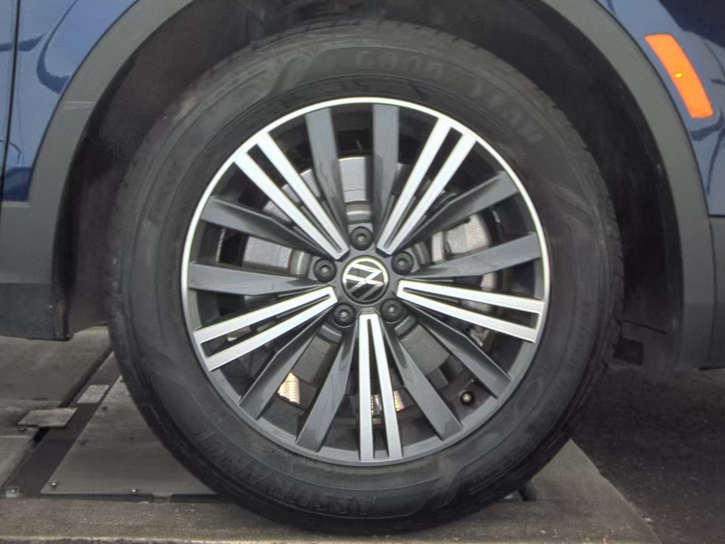 2024 Volkswagen Tiguan 2.0T Wolfsburg Edition FWD