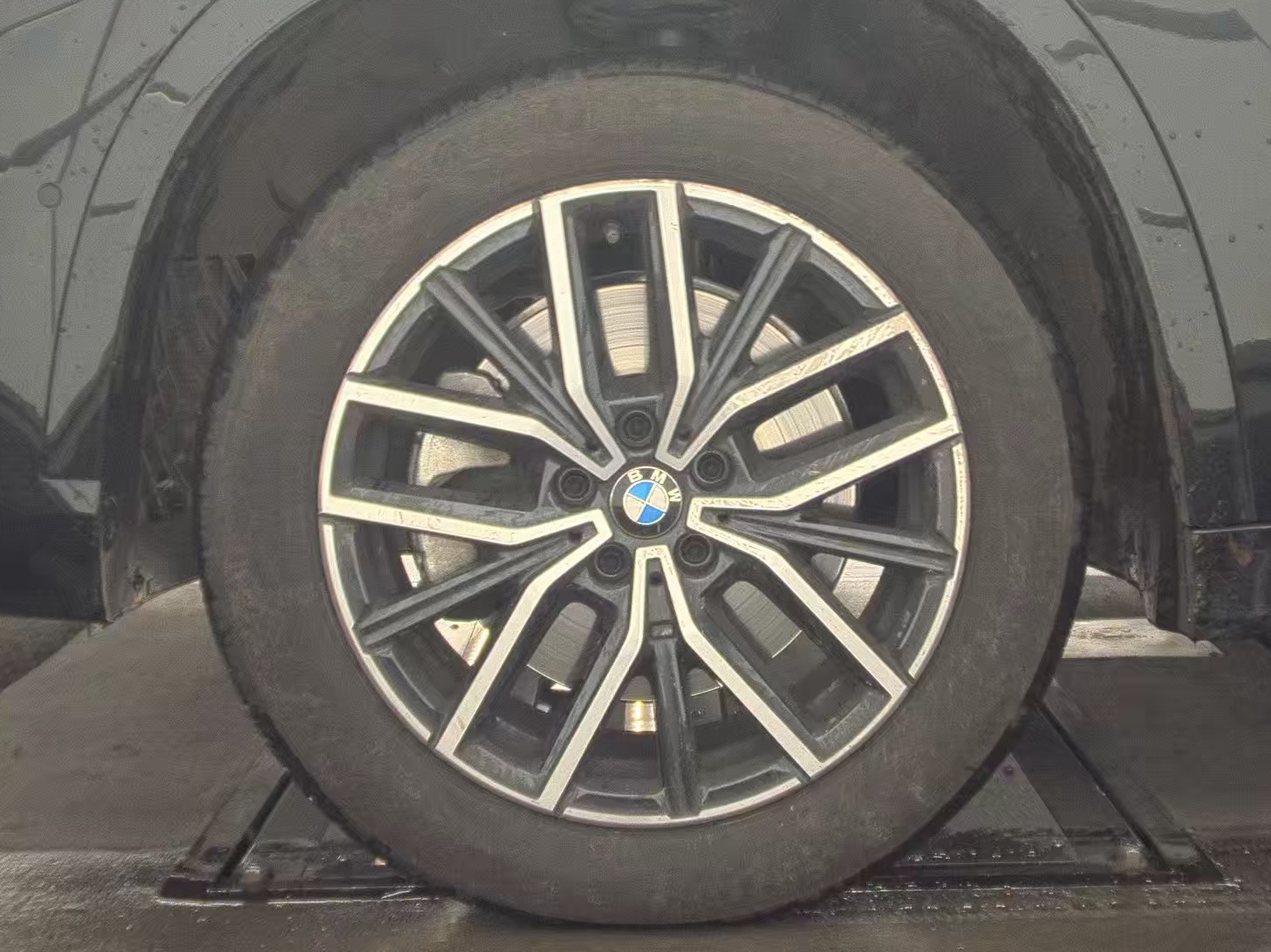 2025 BMW X1 xDrive28i AWD