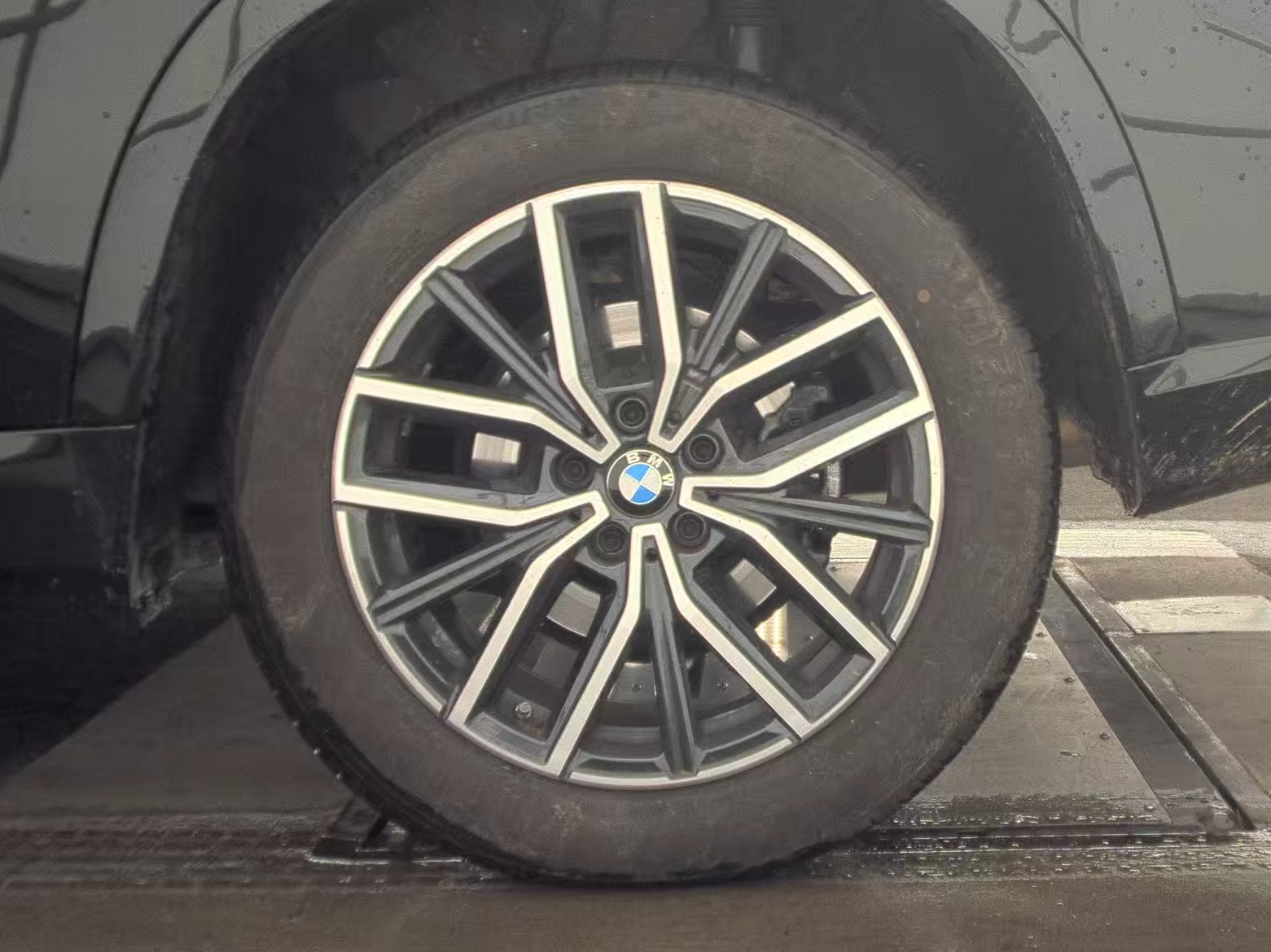 2025 BMW X1 xDrive28i AWD