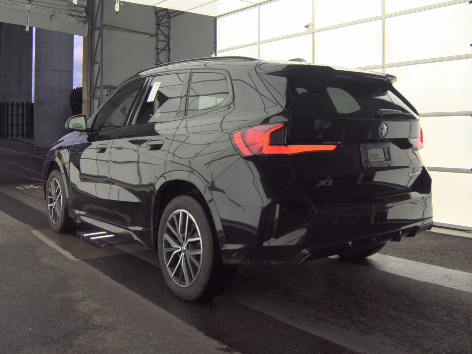 2025 BMW X1 xDrive28i AWD