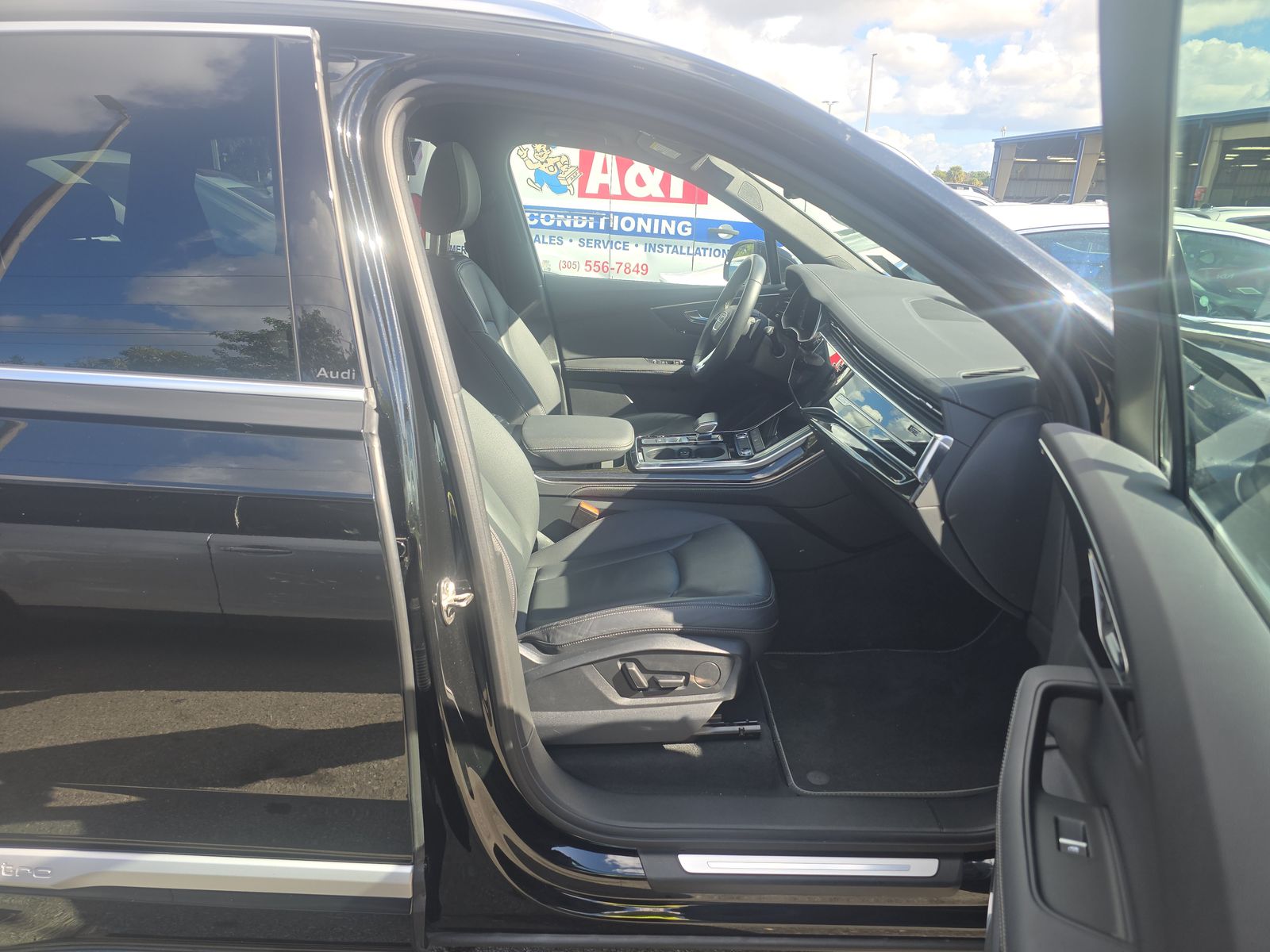 2025 Audi Q7 Premium Plus AWD