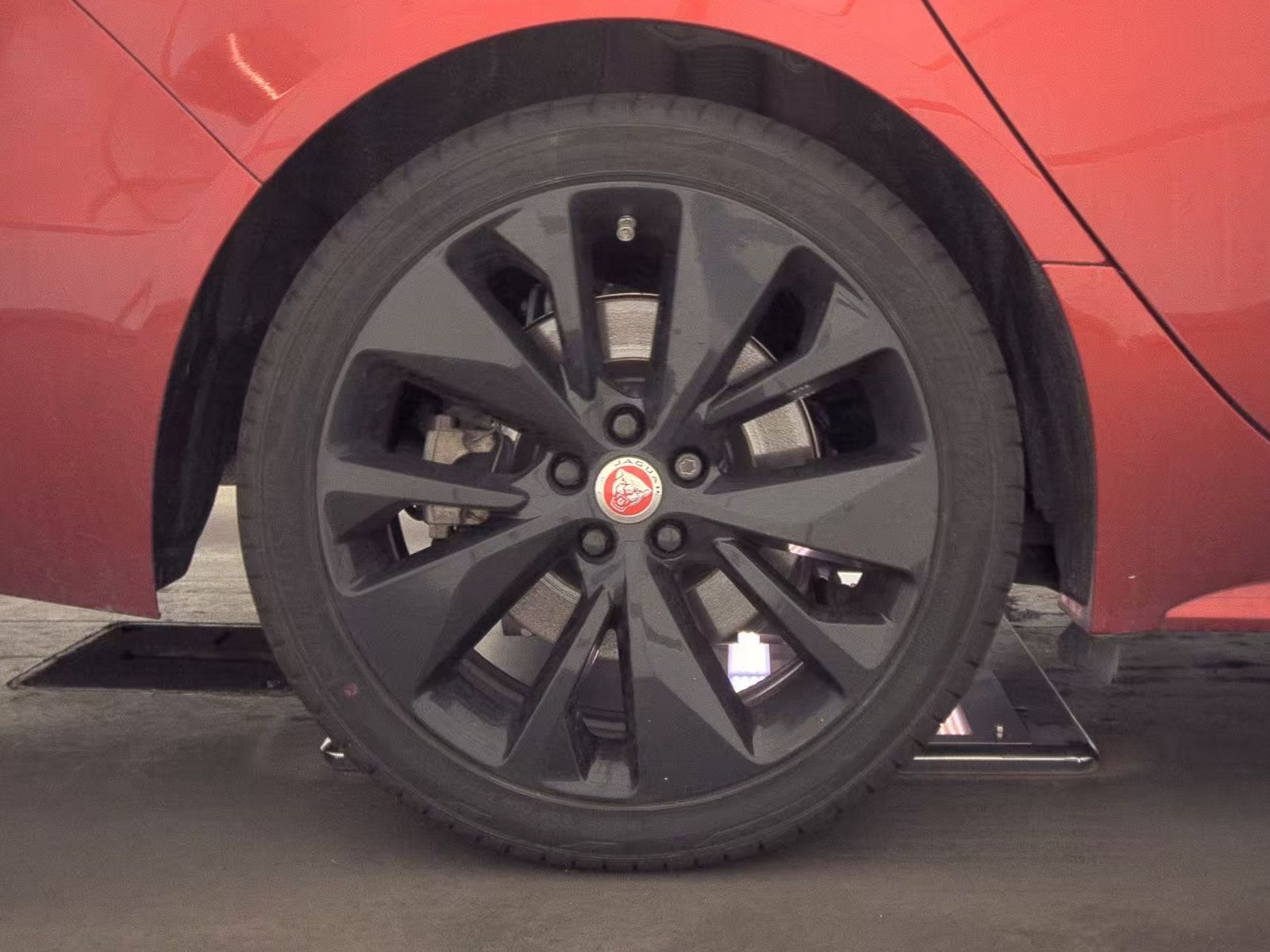 2022 Jaguar XF R-Dynamic SE AWD