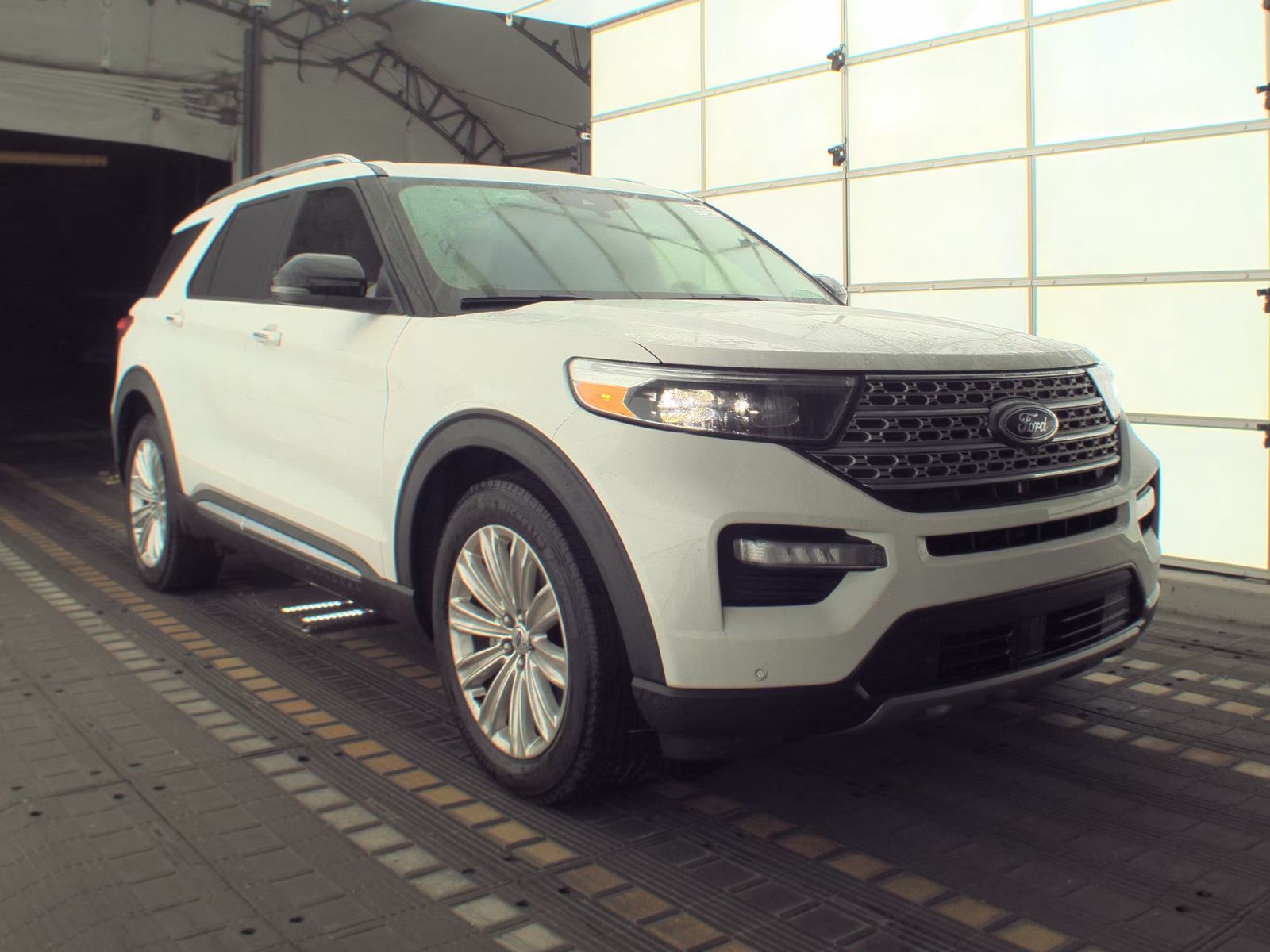 2023 Ford Explorer Limited RWD