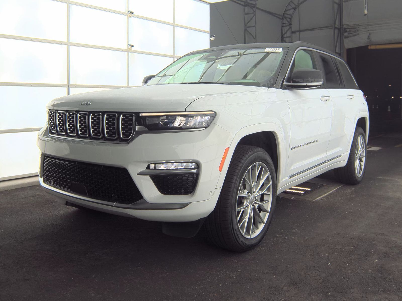 2024 Jeep Grand Cherokee Summit AWD