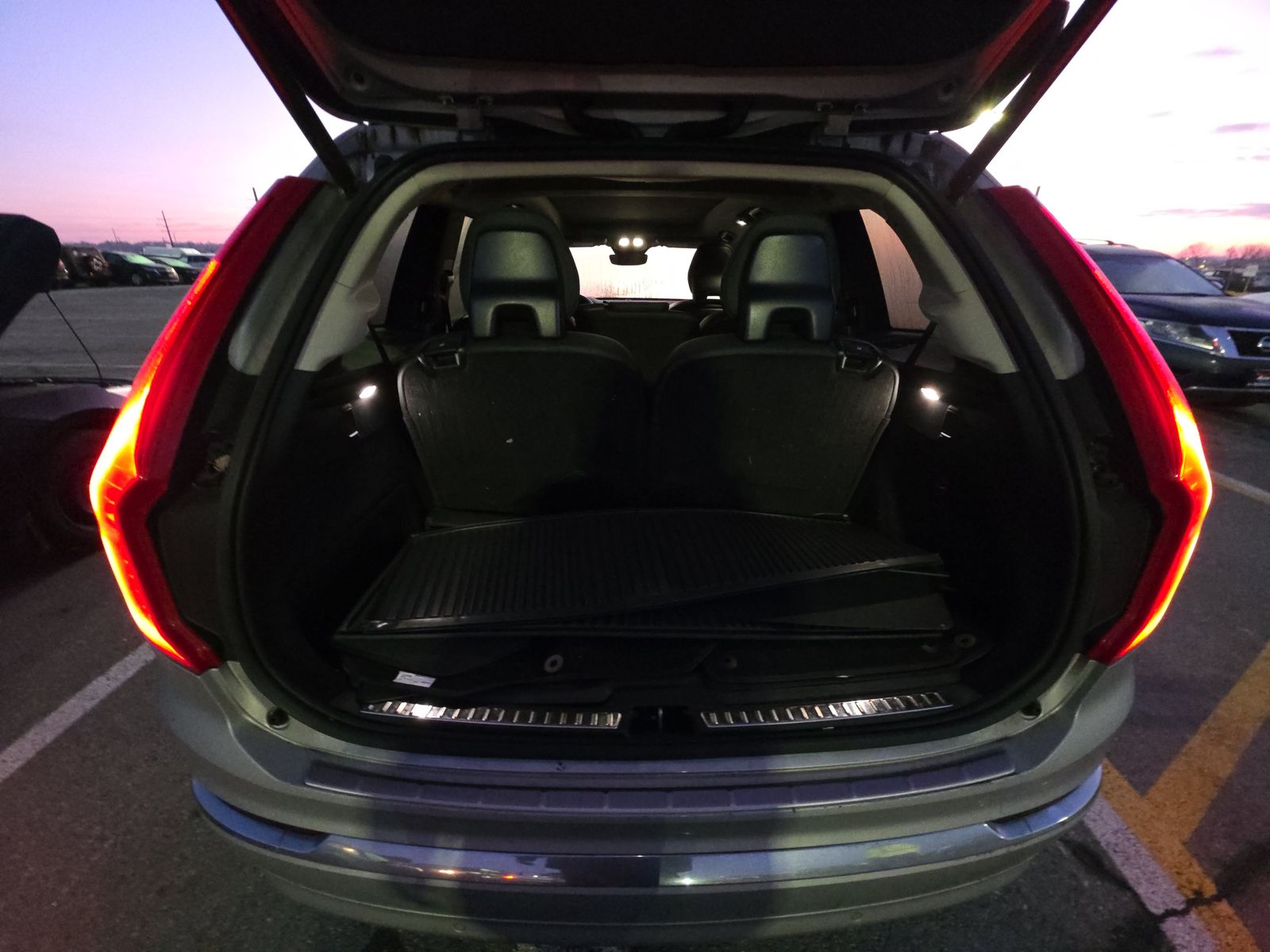 2024 Volvo XC90 B5 Plus AWD