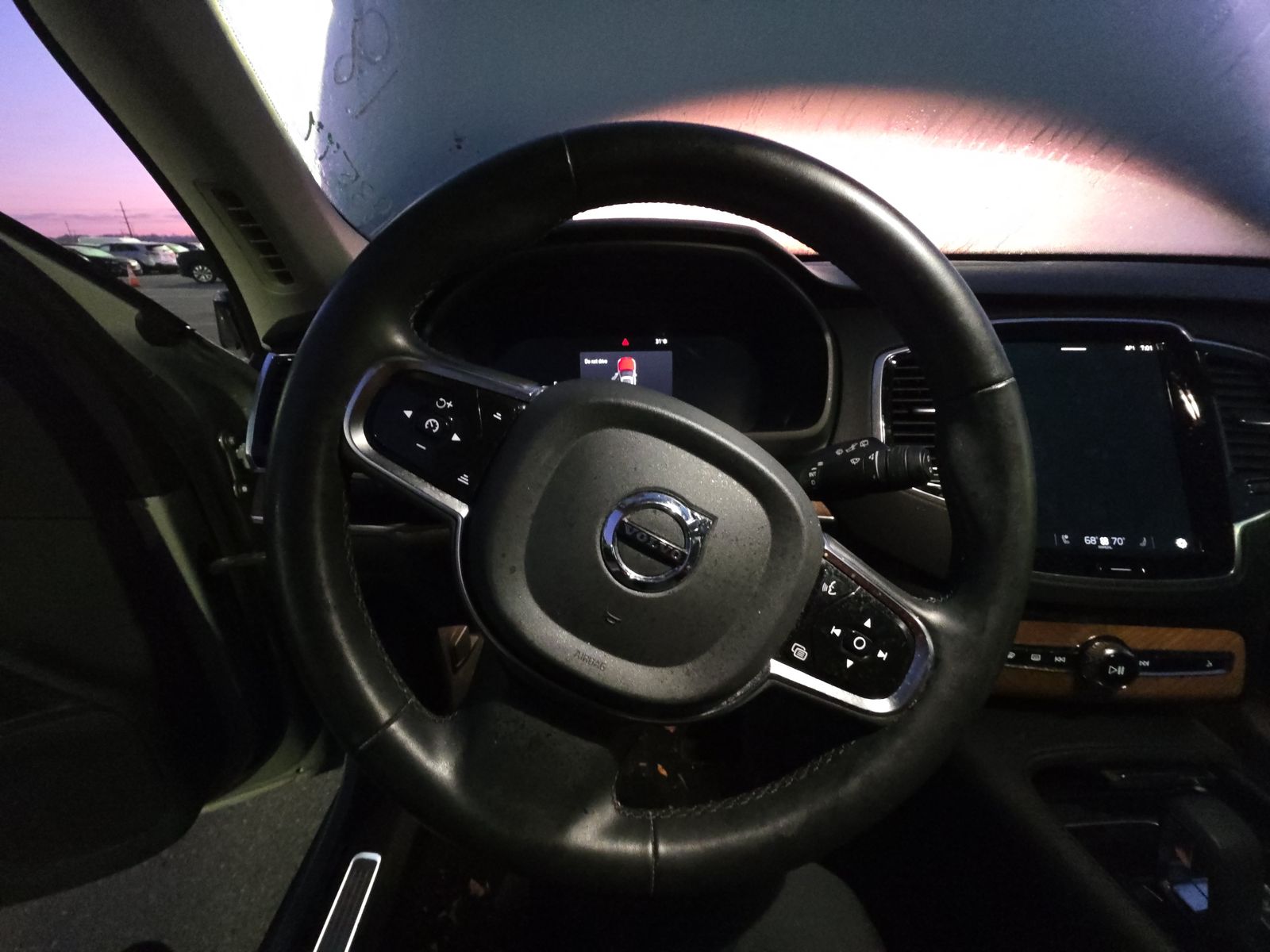 2024 Volvo XC90 B5 Plus AWD