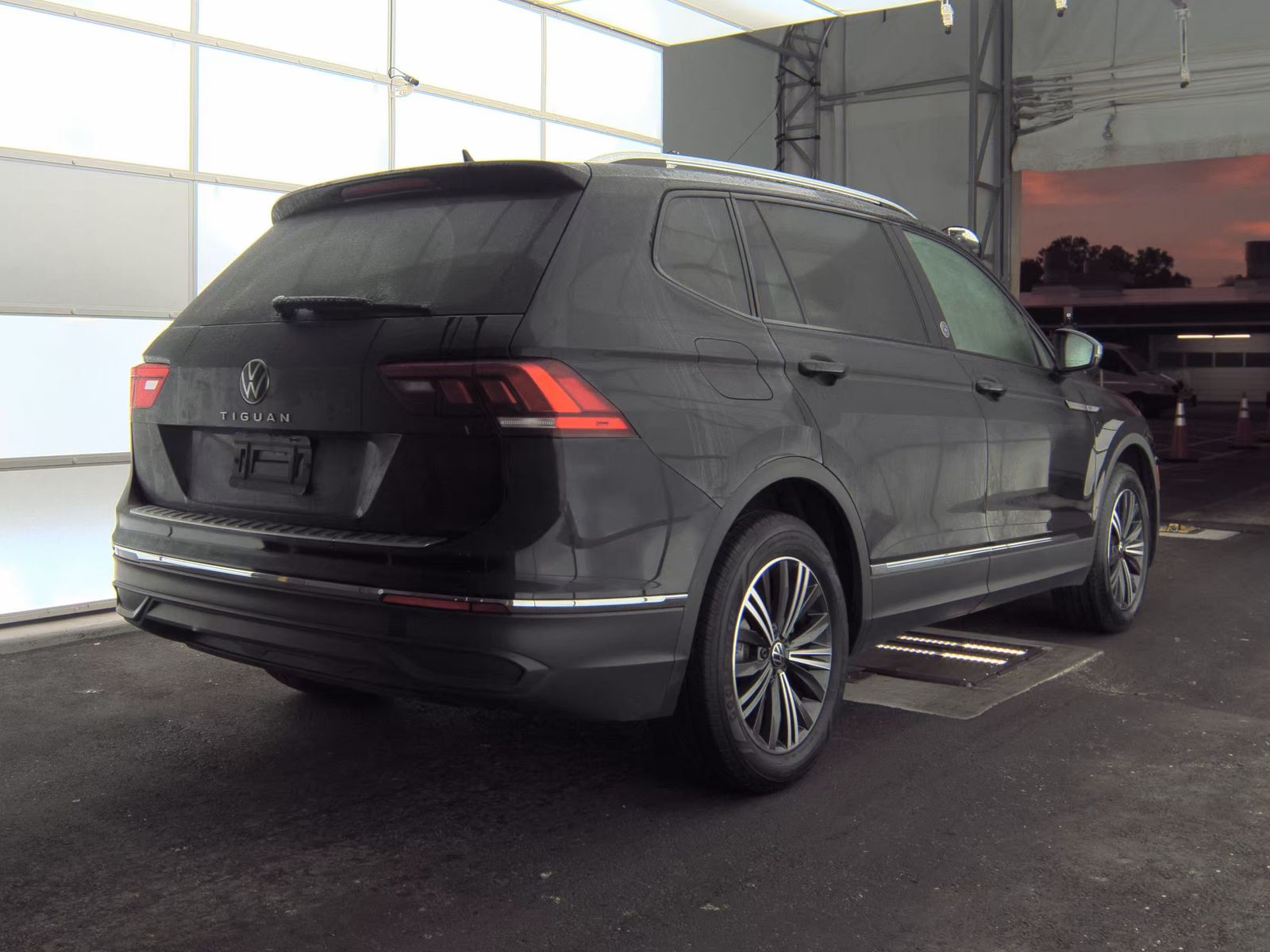 2024 Volkswagen Tiguan 2.0T Wolfsburg Edition FWD