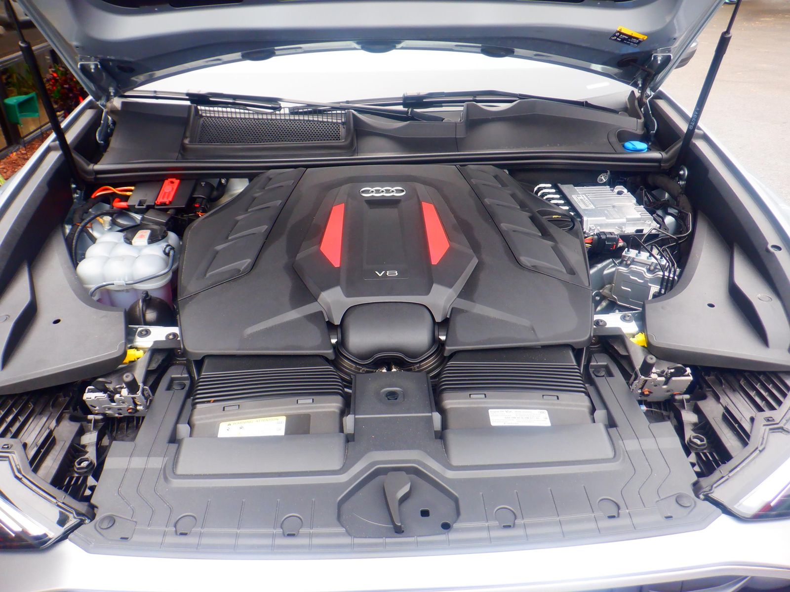 2024 Audi SQ8 Premium Plus AWD