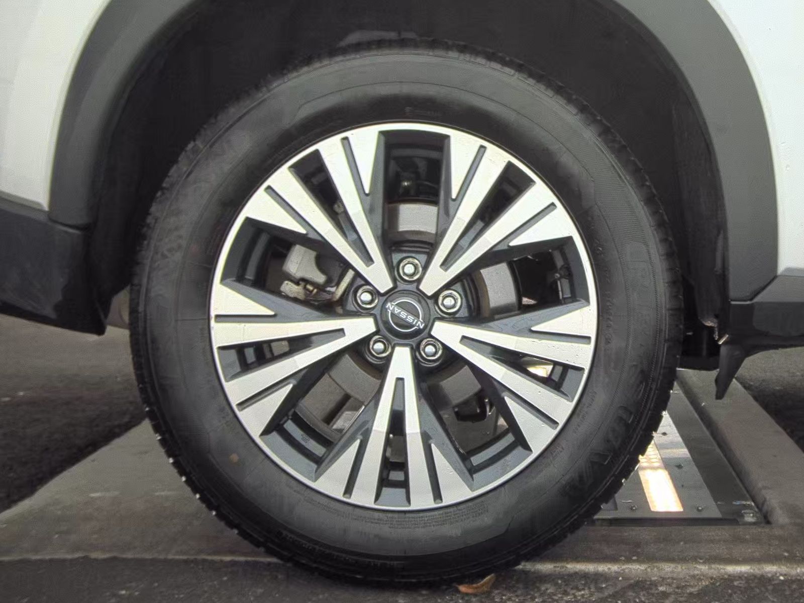 2023 Nissan Rogue SV AWD