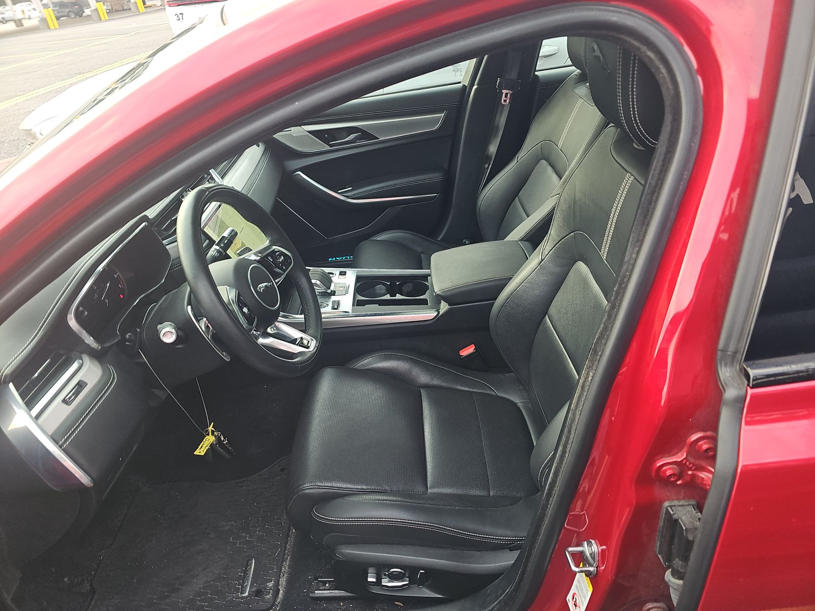 2022 Jaguar XF R-Dynamic SE AWD