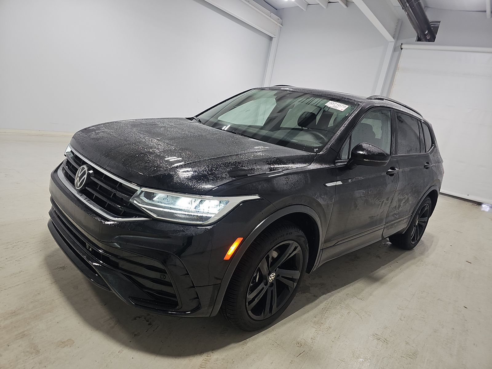 2024 Volkswagen Tiguan 2.0T SE R-Line Black AWD