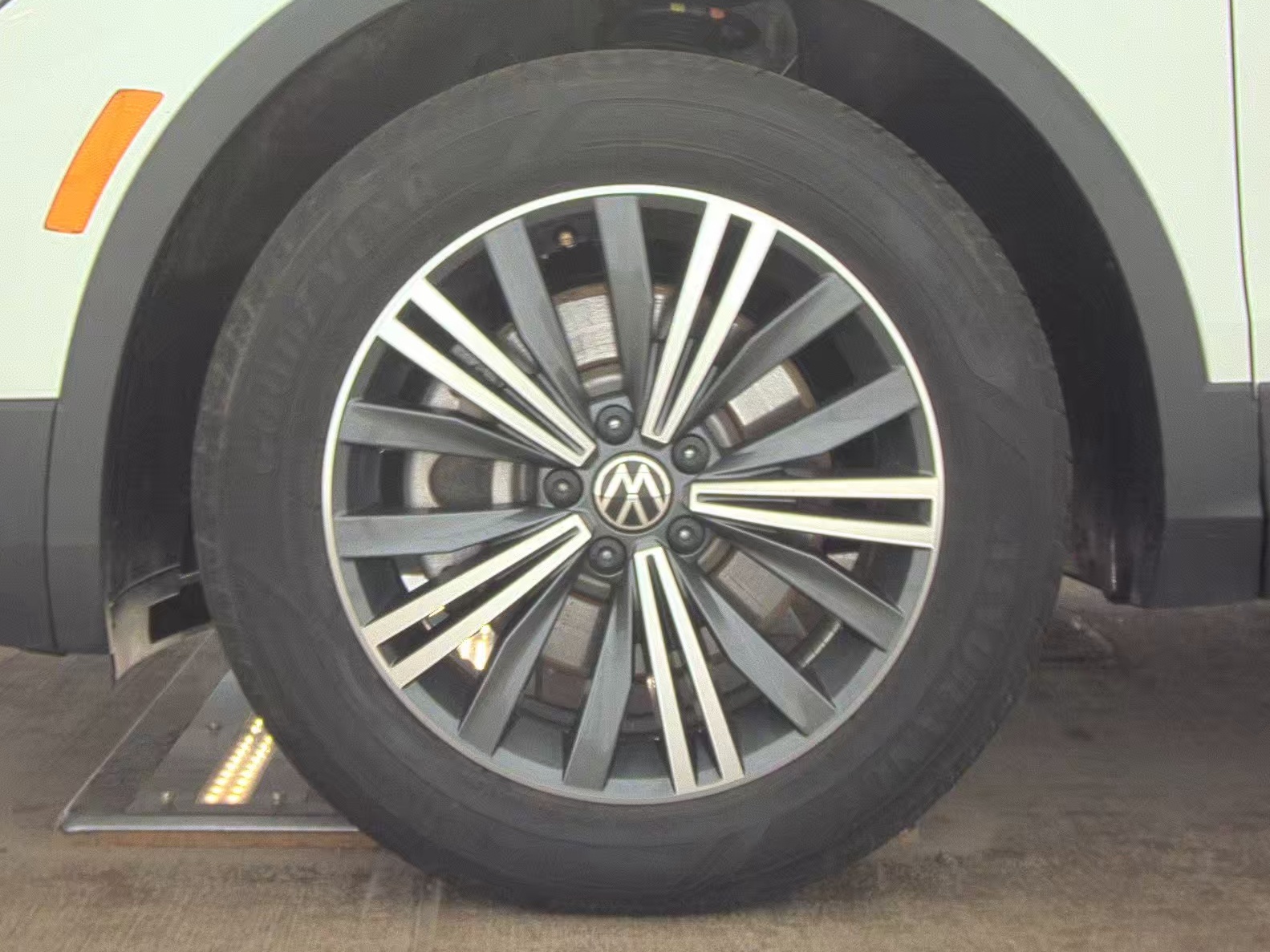 2024 Volkswagen Tiguan 2.0T Wolfsburg Edition FWD