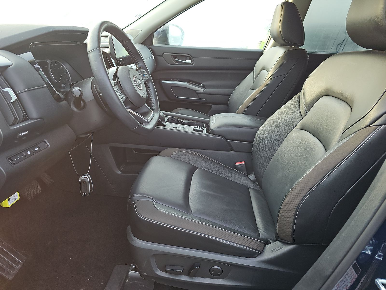 2023 Nissan Pathfinder SL AWD