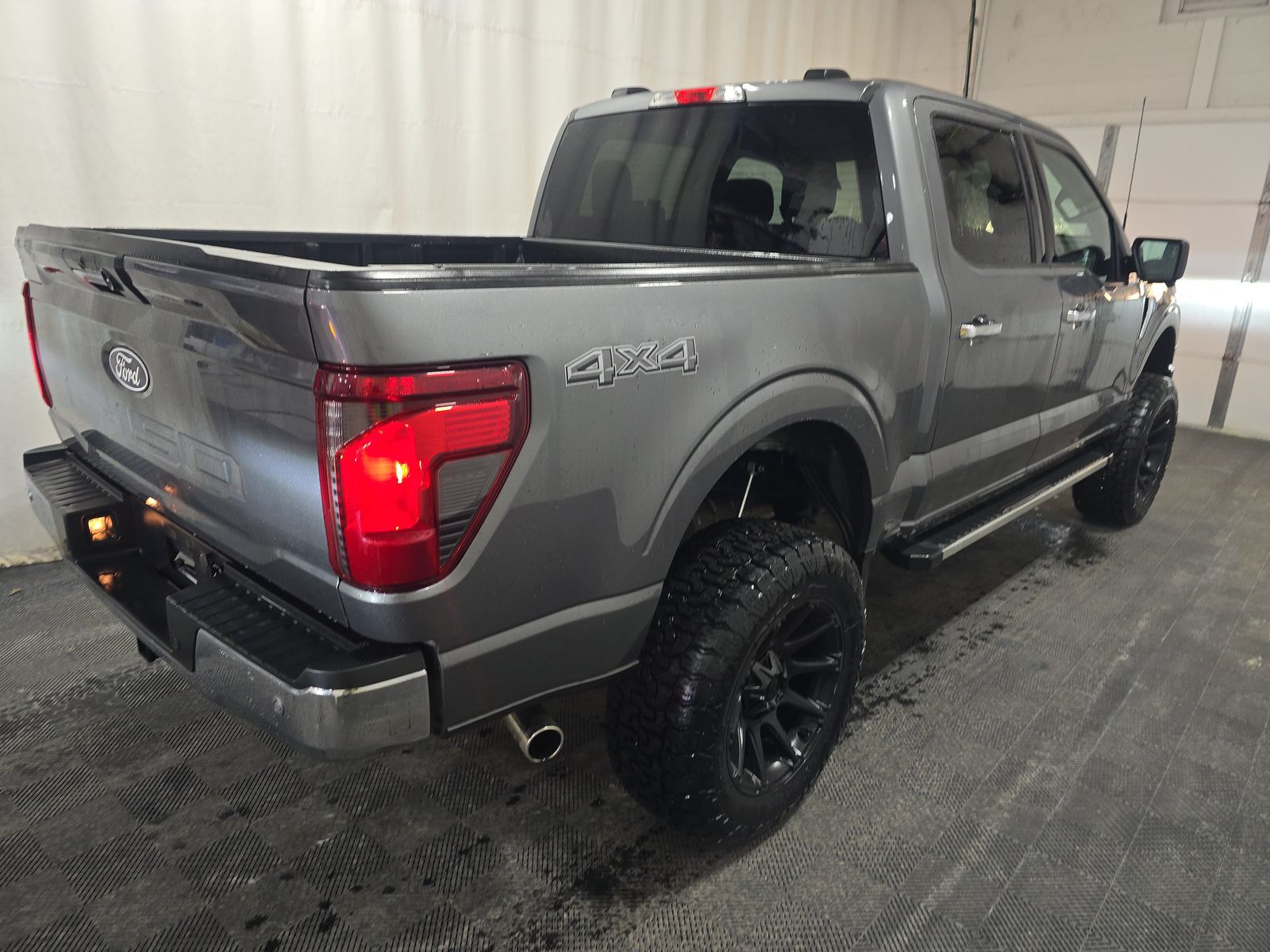 2024 Ford F-150 XLT AWD