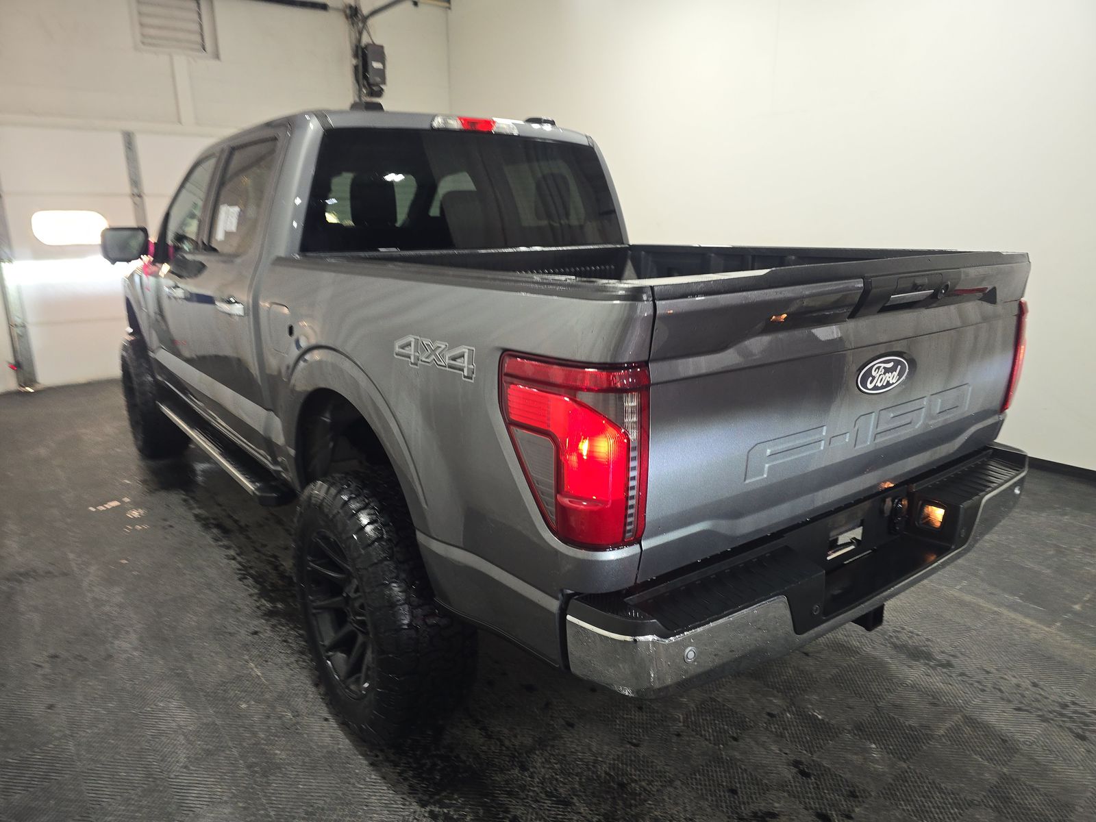 2024 Ford F-150 XLT AWD