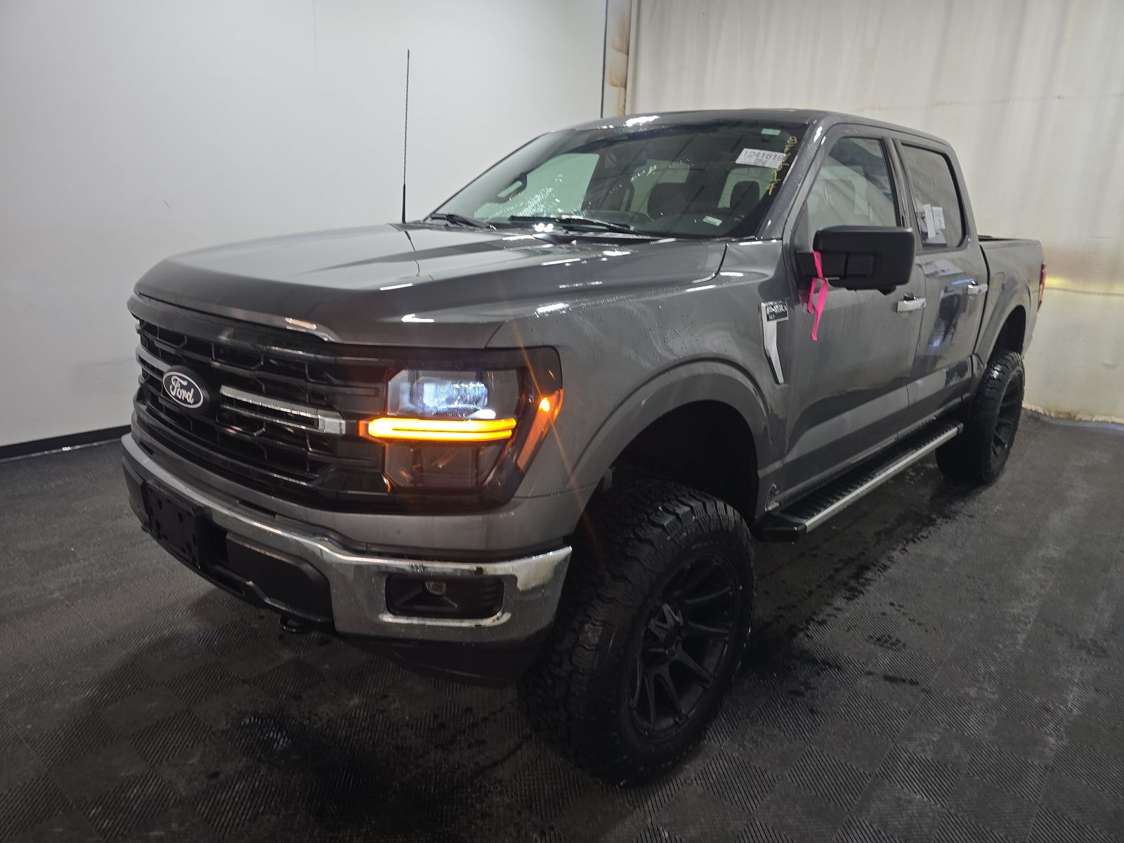 2024 Ford F-150 XLT AWD