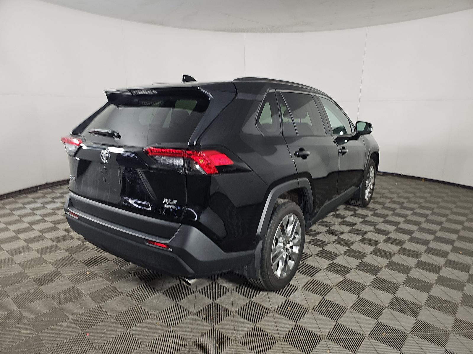 2024 Toyota RAV4 XLE Premium AWD