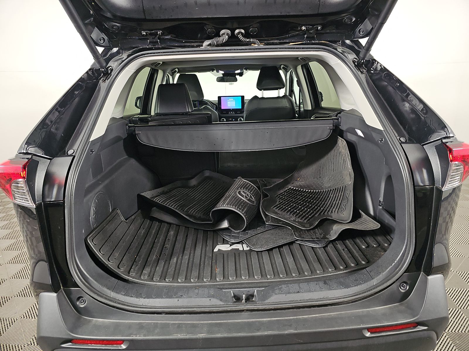 2024 Toyota RAV4 XLE Premium AWD