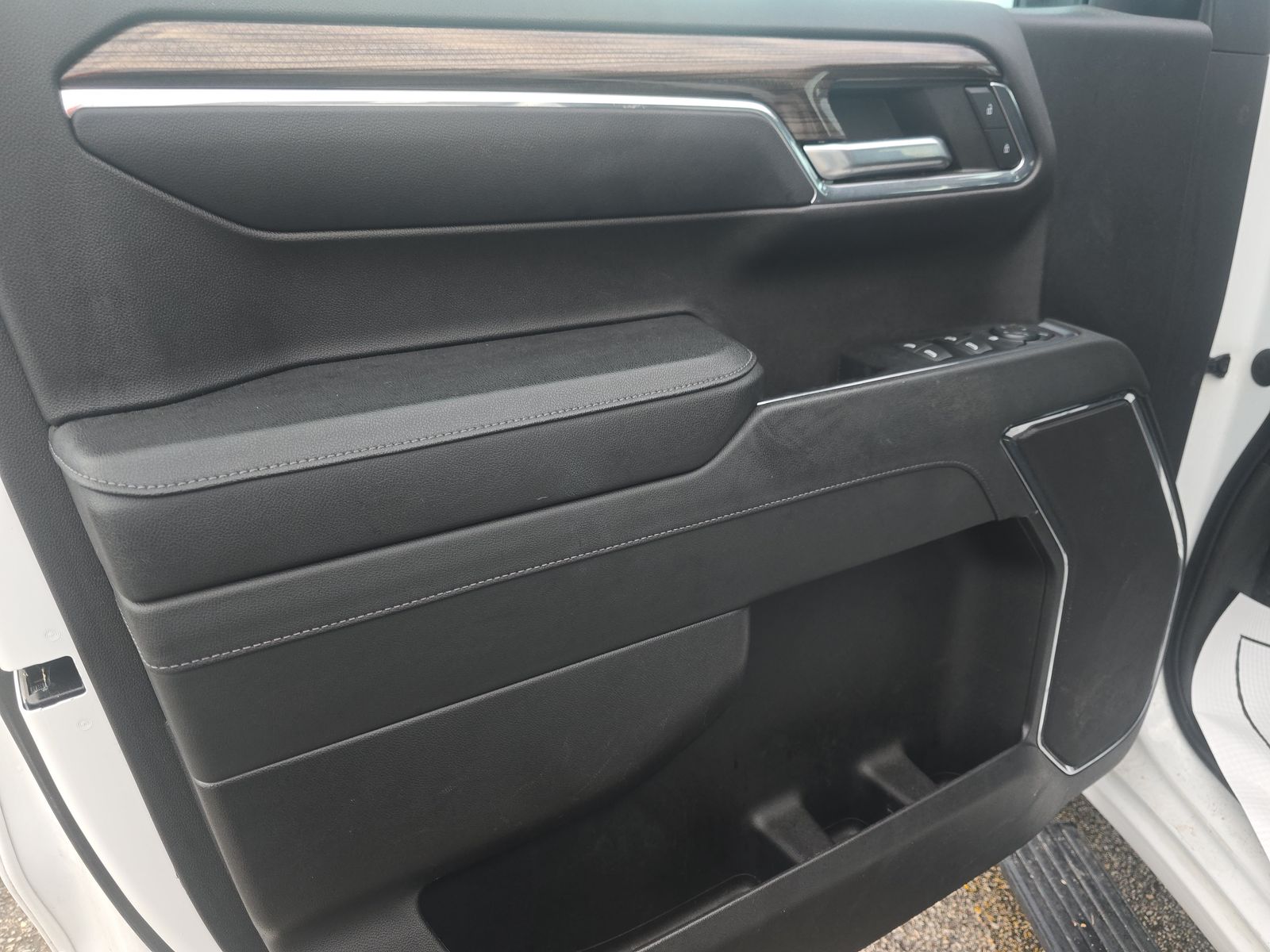 2023 Chevrolet Silverado 1500 LT AWD