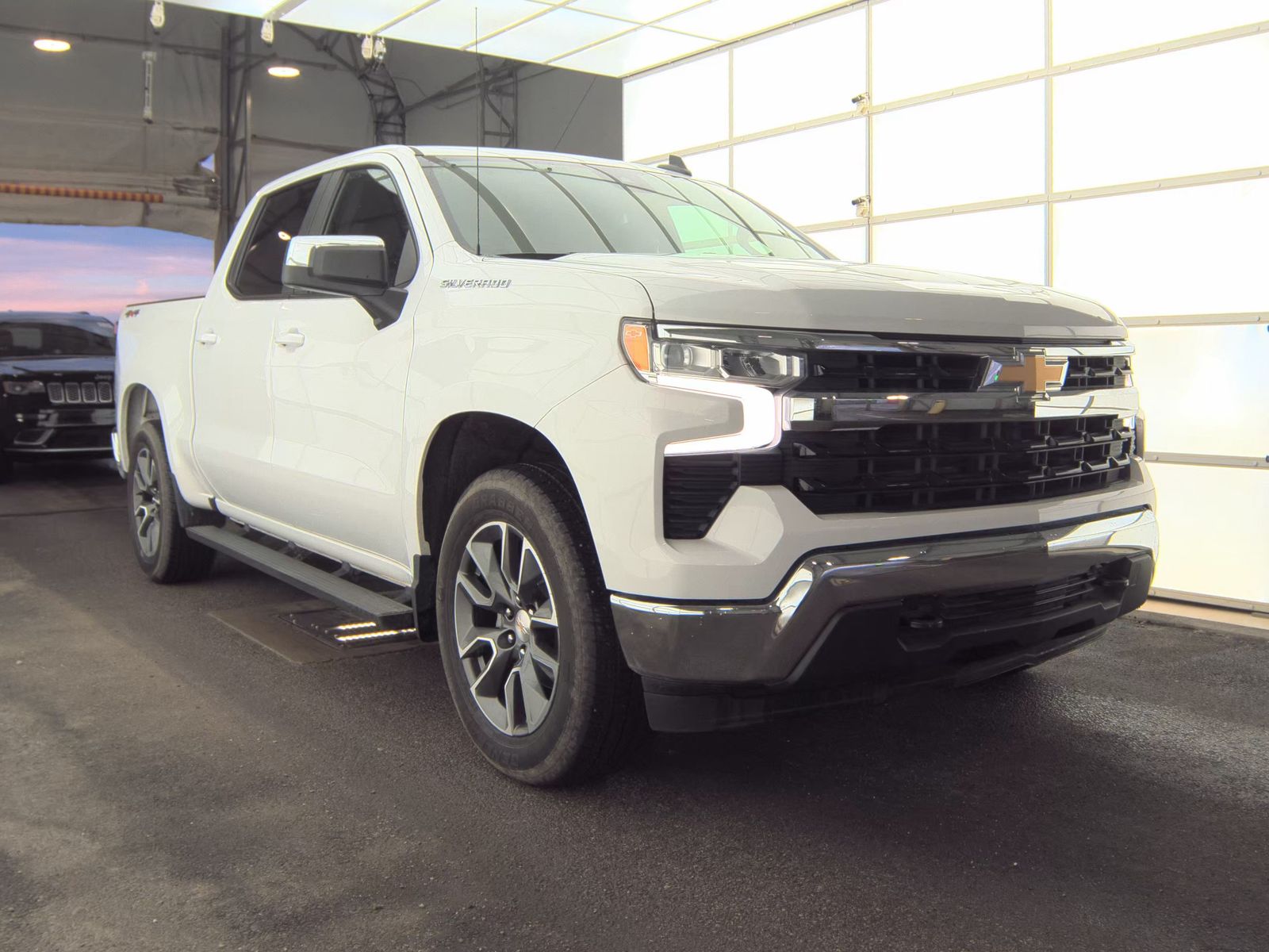 2023 Chevrolet Silverado 1500 LT AWD