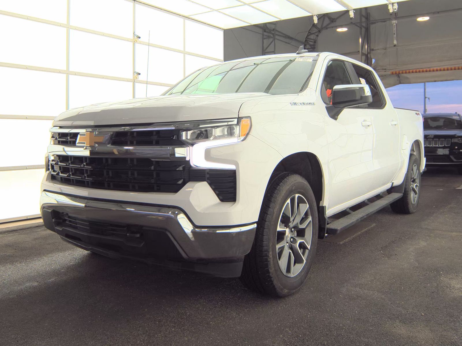 2023 Chevrolet Silverado 1500 LT AWD