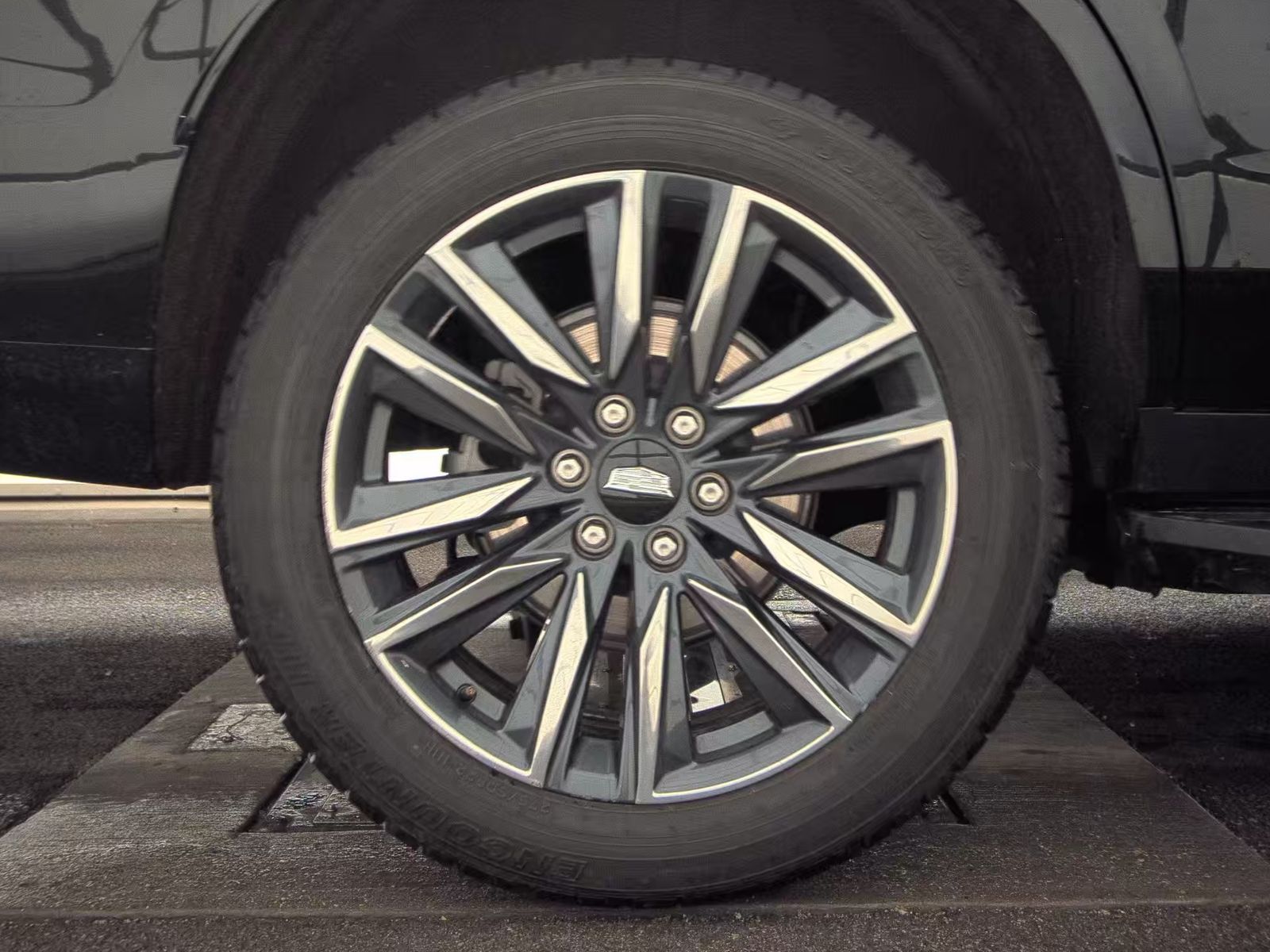 2023 Cadillac Escalade Sport AWD