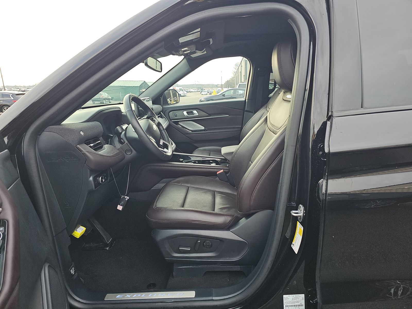 2025 Ford Explorer Platinum AWD